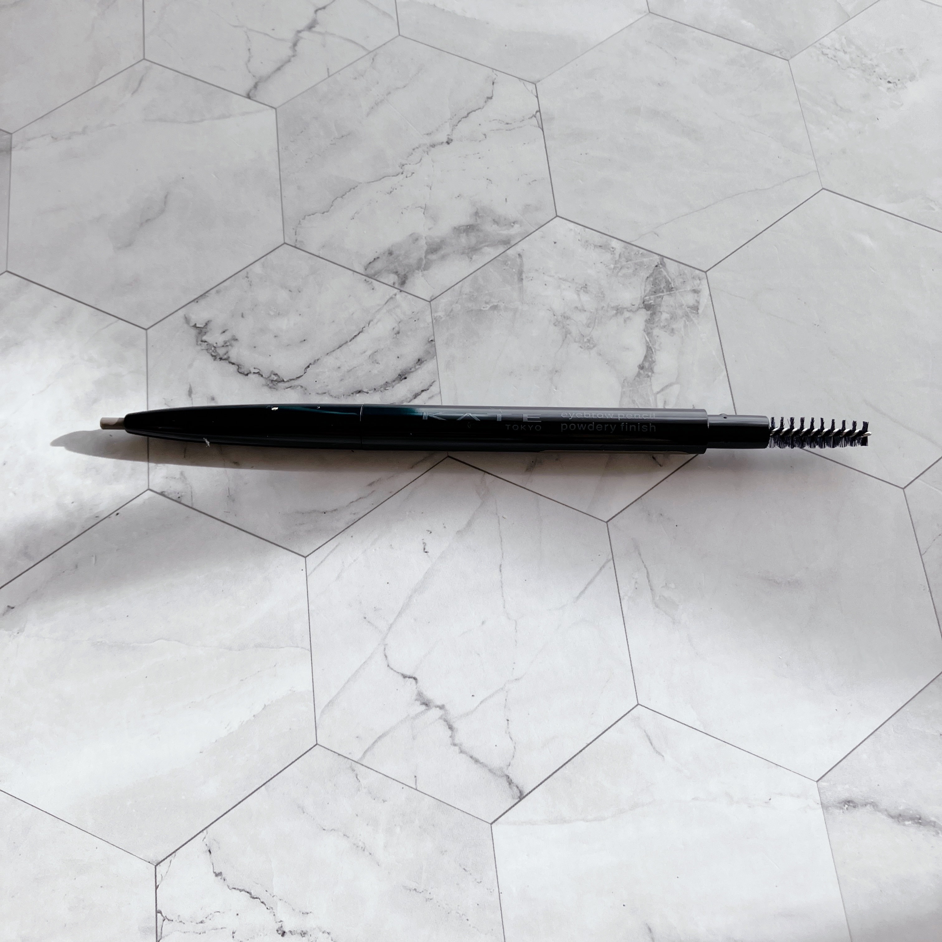 ケイト アイブロウペンシル(パウダリーフィニッシュ)/KATE/アイブロウペンシルを使ったクチコミ（2枚目）