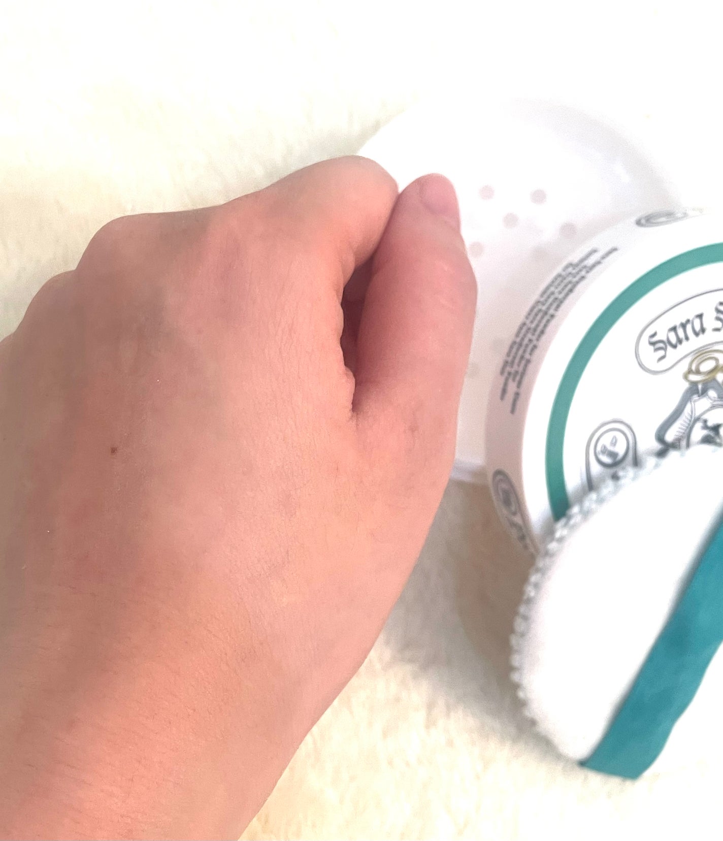 薬用さらさらデオドラントパウダー/デオナチュレ/デオドラント・制汗剤を使ったクチコミ(2枚目)