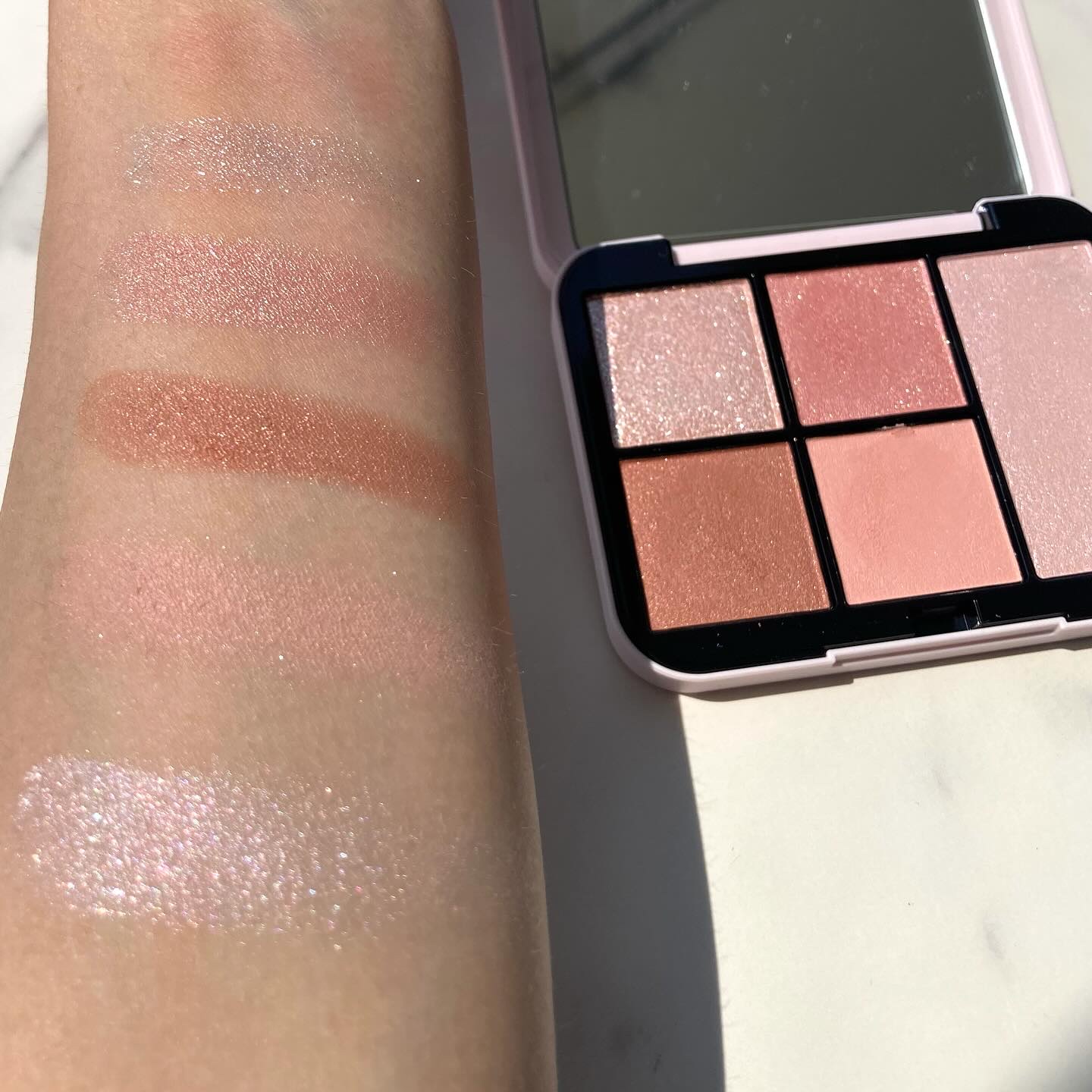 フェイススタイリスト n/SNIDEL BEAUTY/アイシャドウパレットを使ったクチコミ（3枚目）