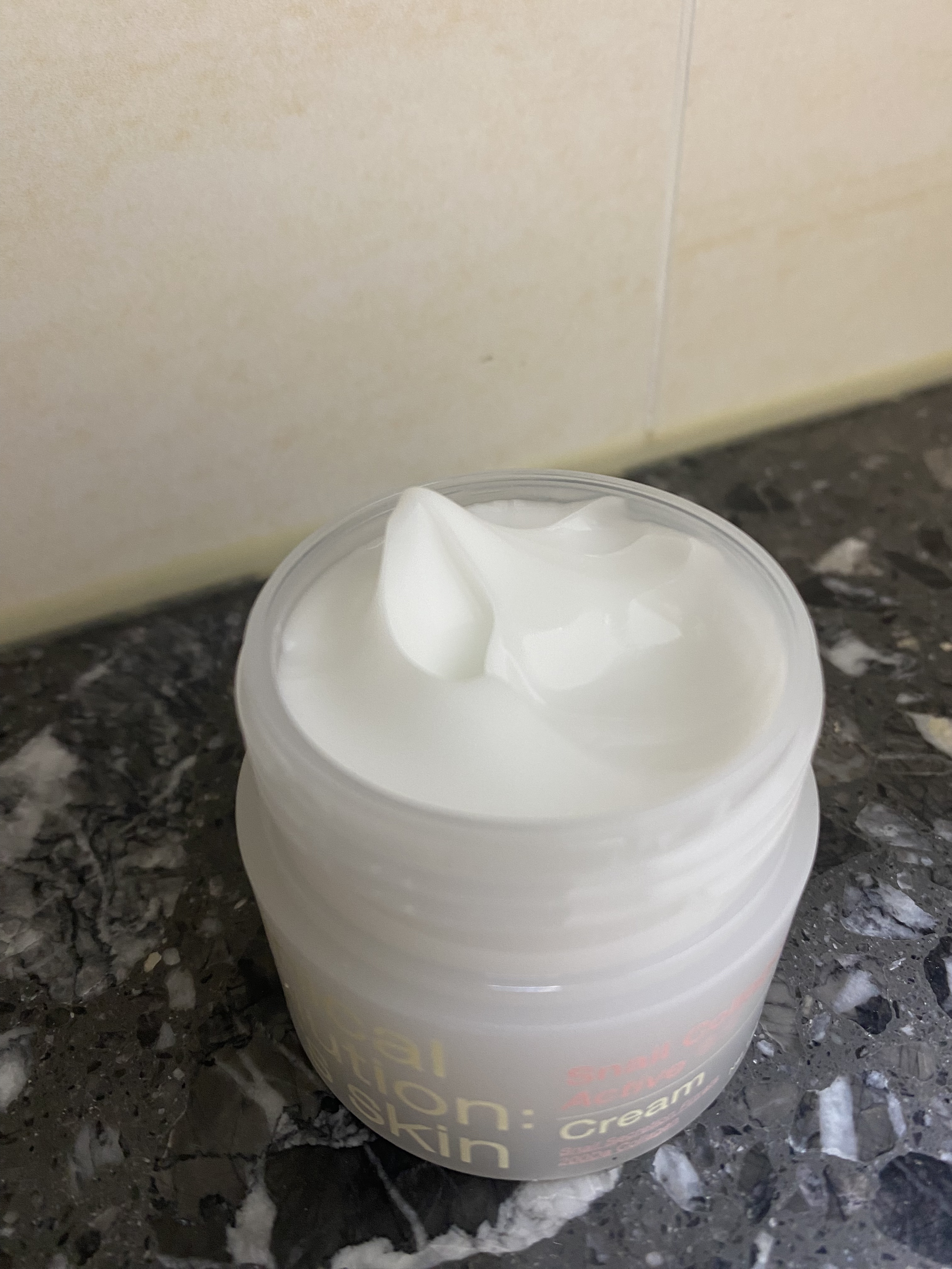 スネイルコラーゲンアクティブクリーム/It's skin/フェイスクリームを使ったクチコミ（3枚目）