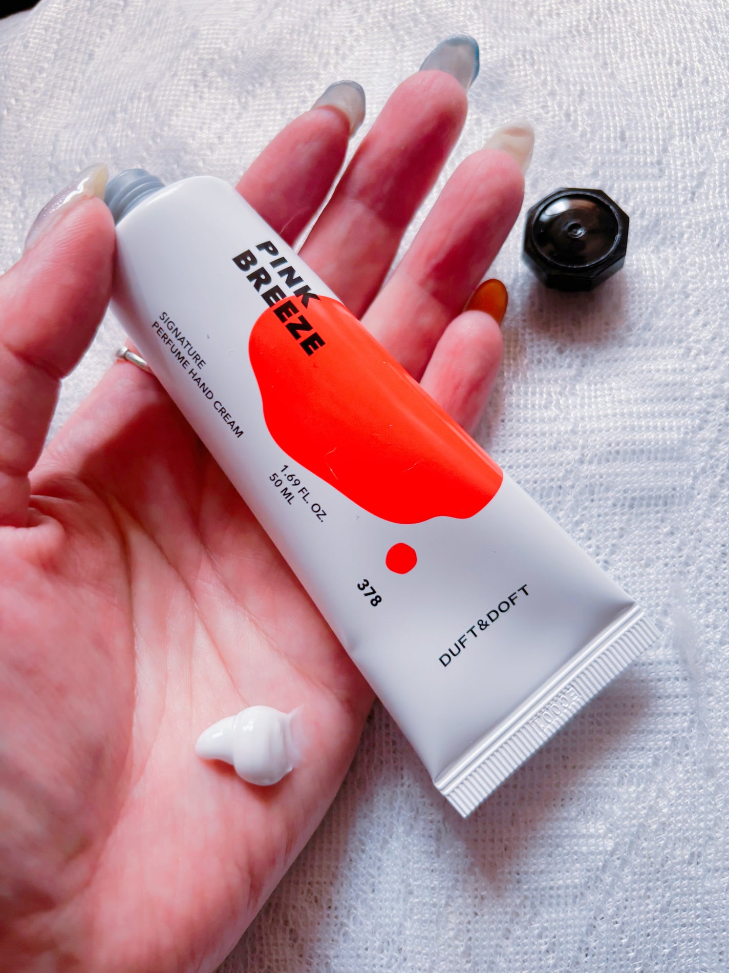 シグネチャーパフュームハンドクリーム ソフィーソーピー/DUFT&DOFT/ハンドクリームを使ったクチコミ(5枚目)