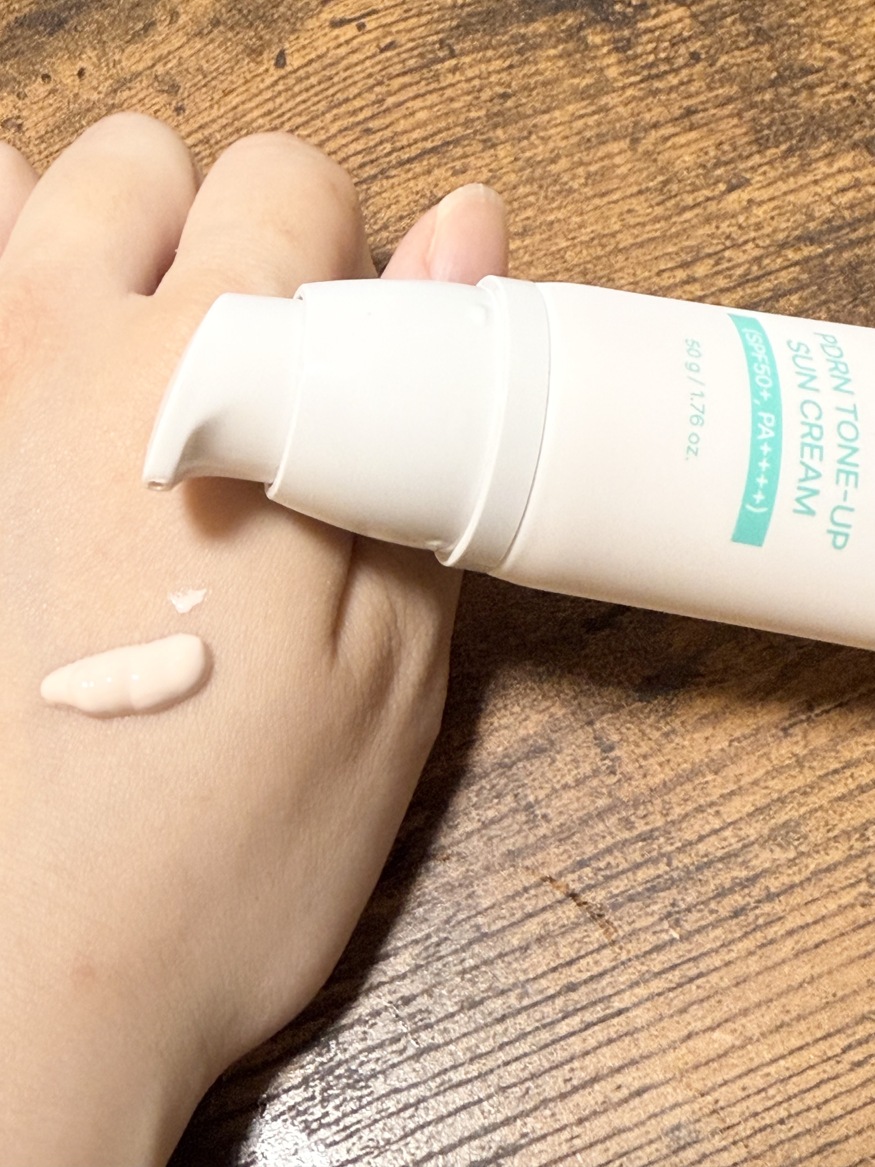 PDRN TONE-UP SUN CREAM/CHARDE/日焼け止めクリームを使ったクチコミ（2枚目）