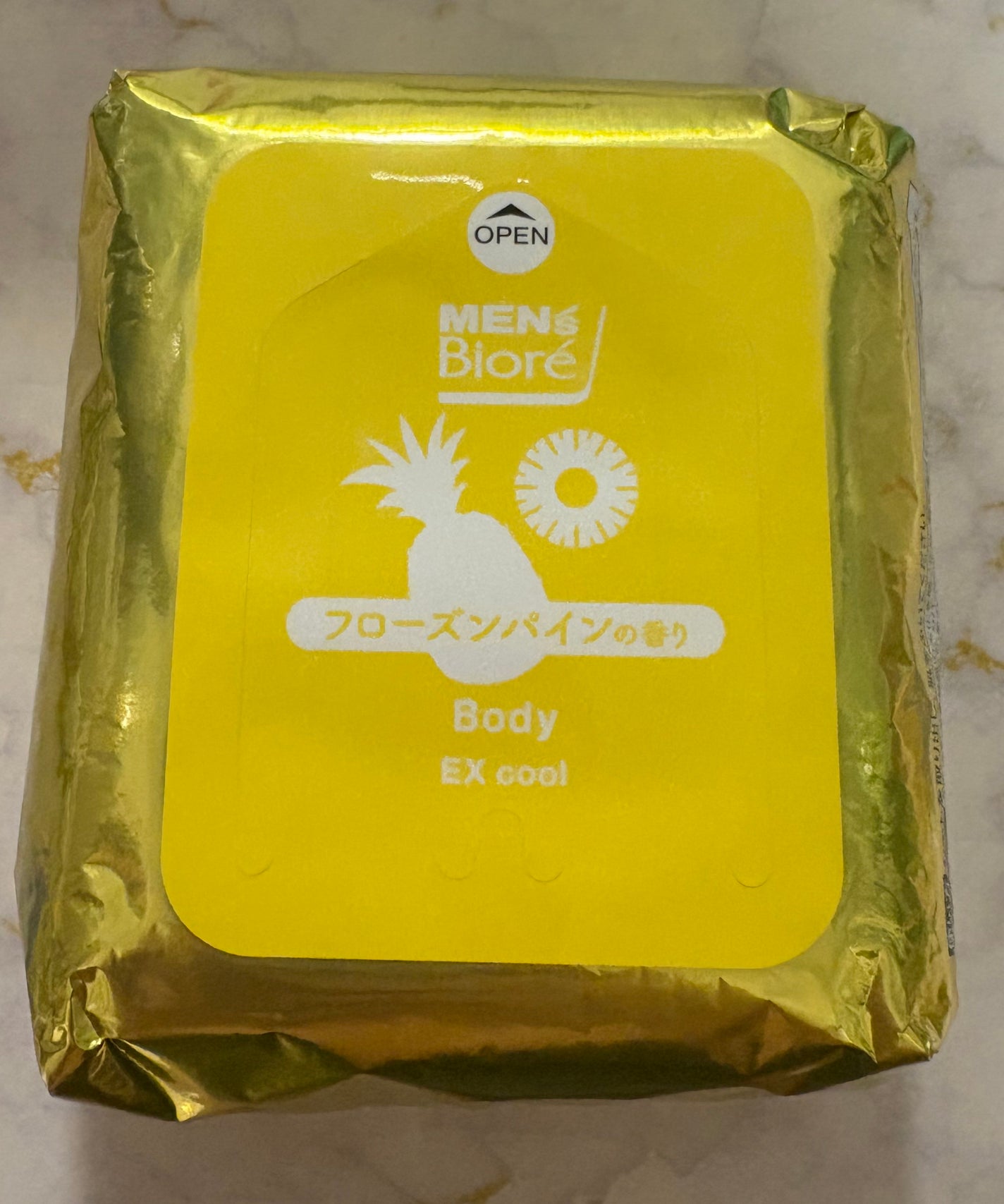 極冷感 フローズンパインの香り/メンズビオレ/ボディシートを使ったクチコミ(2枚目)