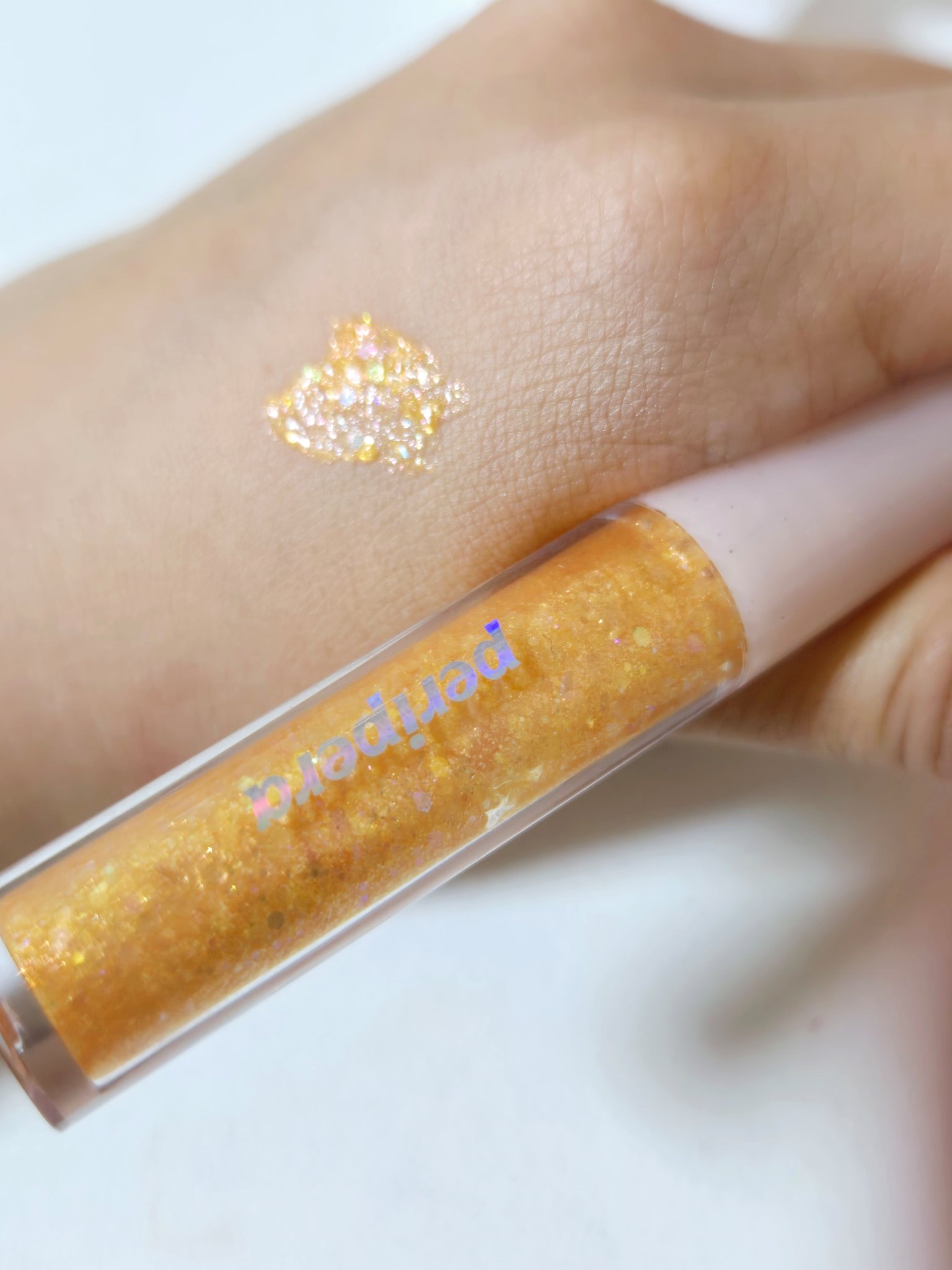 シュガー トゥインクル リキッド グリッター/PERIPERA/グリッターを使ったクチコミ（1枚目）