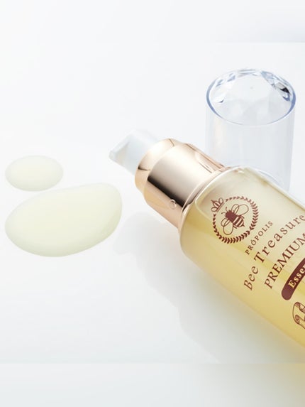 PREMIUM 蜂の彩エッセンス/Bee Treasure/美容液を使ったクチコミ(5枚目)