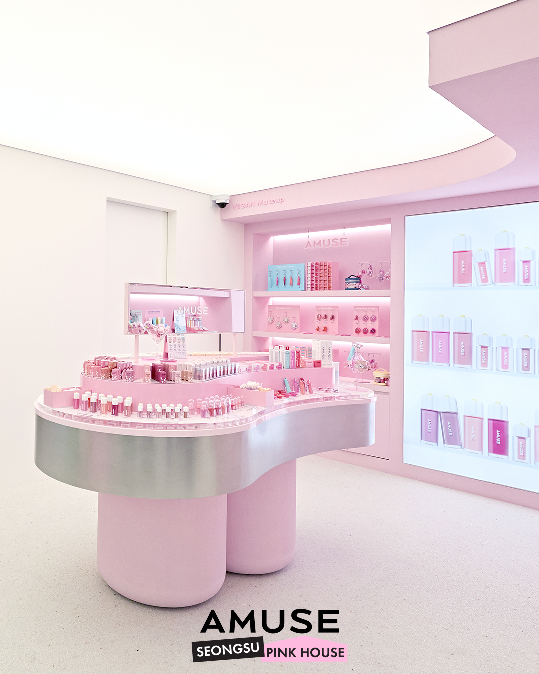 AMUSE公式アカウント on LIPS 「WELCOMETOAMUSESEONGSUFLAGSHIPST..」(2枚目)