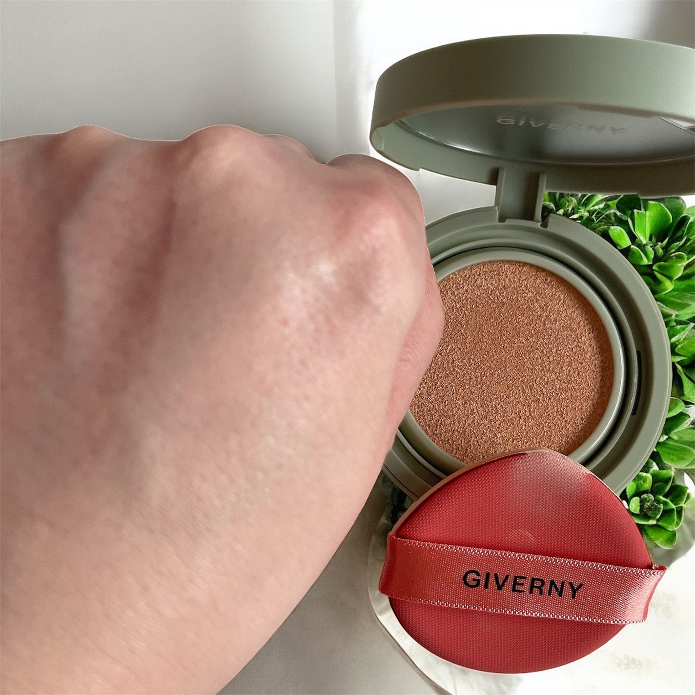ジヴェルニー 密着カバークッション/GIVERNY/クッションファンデーションを使ったクチコミ(5枚目)