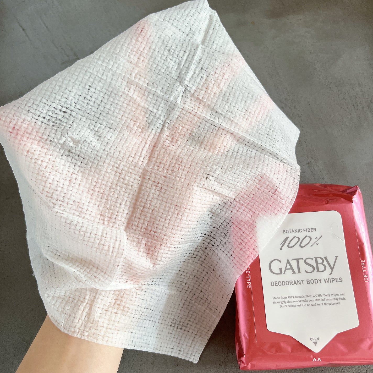 アイスデオドラント ボディペーパーN フリーズピーチ/ギャツビー/ボディシートを使ったクチコミ(2枚目)