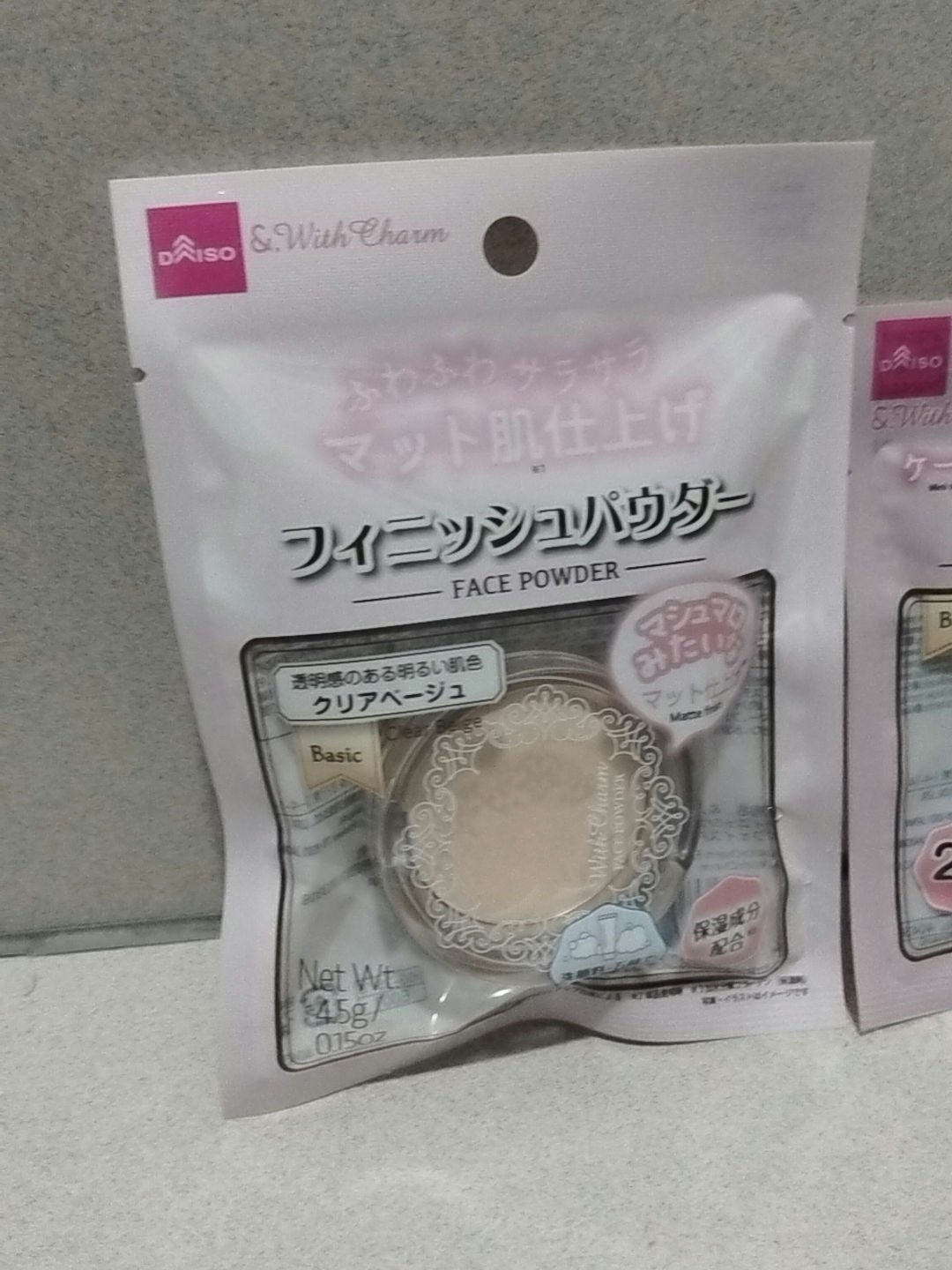 ＆.with Charm 24hフェイスパウダー/DAISO/プレストパウダーを使ったクチコミ（2枚目）