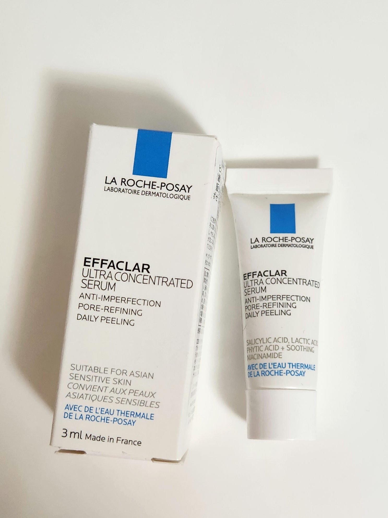 ♡スキンケア♡

 ラ ロッシュ ポゼ
エファクラ ピールケア セラム　サンプル
────────────────────

使用した感想↓

トロっとしていて
肌に伸ばすと、ツルンとしたテクスチャに感じました☆

なじみは悪くないと思いま