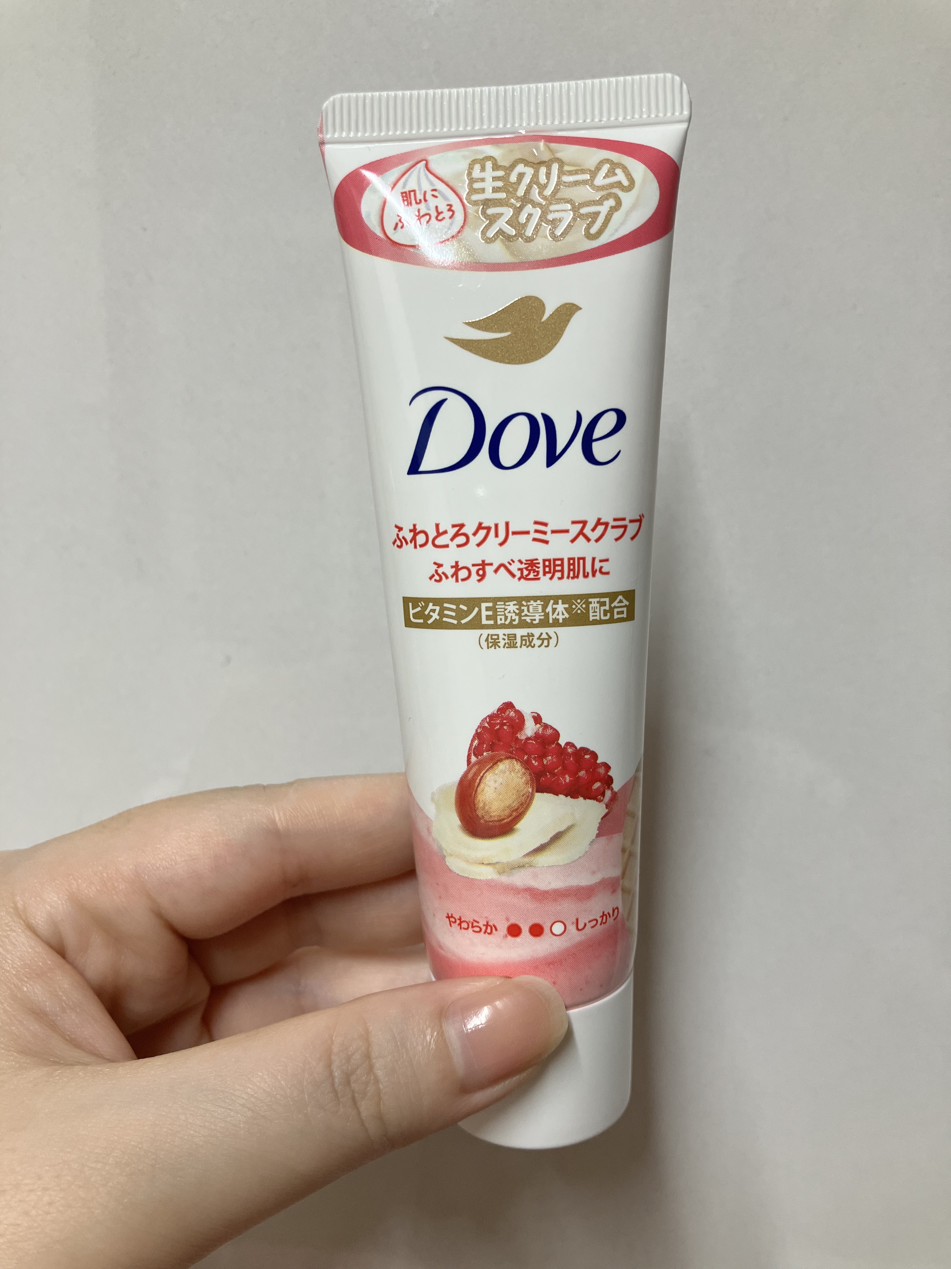 ダヴ ふわとろクリーミースクラブ ザクロ＆シアバター チューブ 50g/ダヴ/ボディスクラブを使ったクチコミ（1枚目）