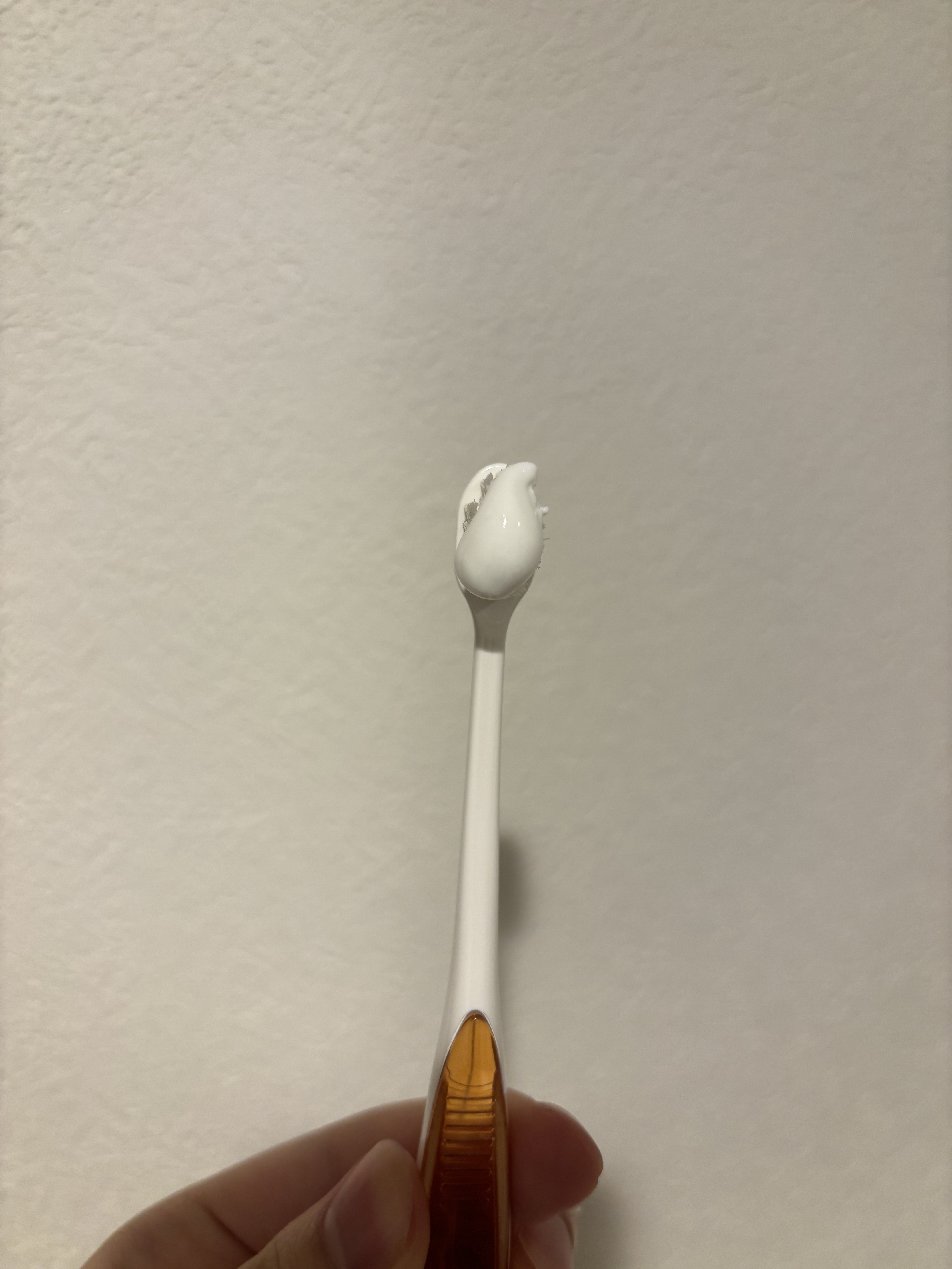 歯磨き堂 薬用ホワイトニングペースト/歯磨き堂/歯磨き粉を使ったクチコミ（3枚目）