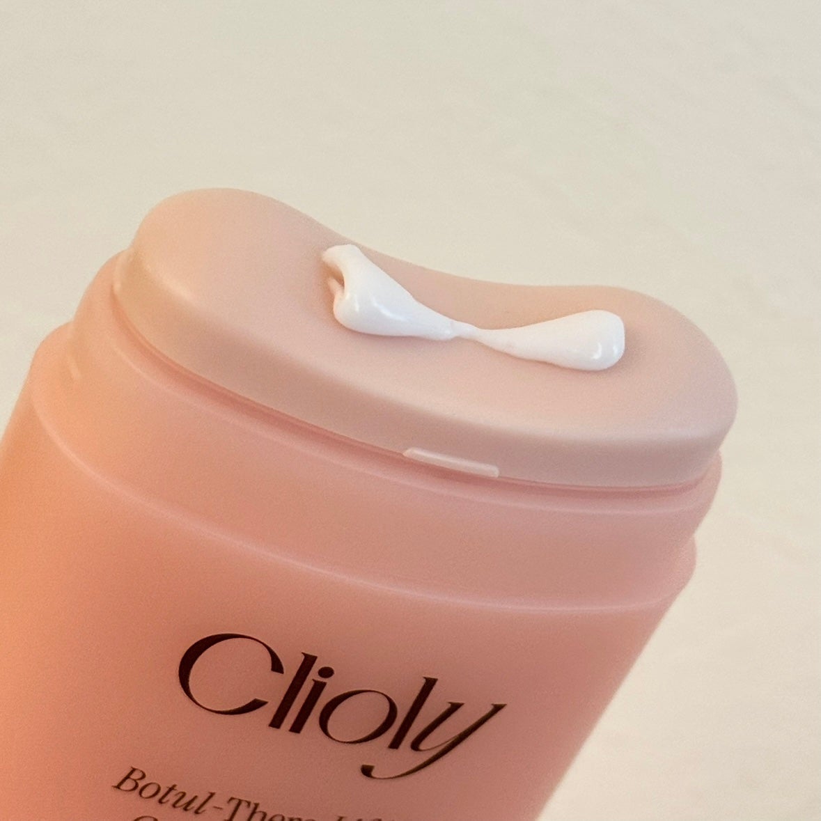 クリオリボトセラリフティングカッサクリーム/cutem/マッサージクリームを使ったクチコミ(3枚目)