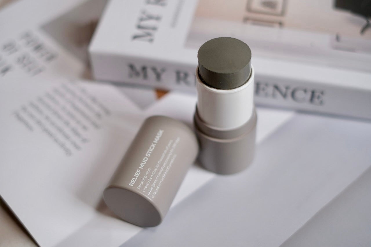 はち on LIPS 「こんなの待ってた!忙しい朝にたった3分?毛穴レススティックマス..」(1枚目)