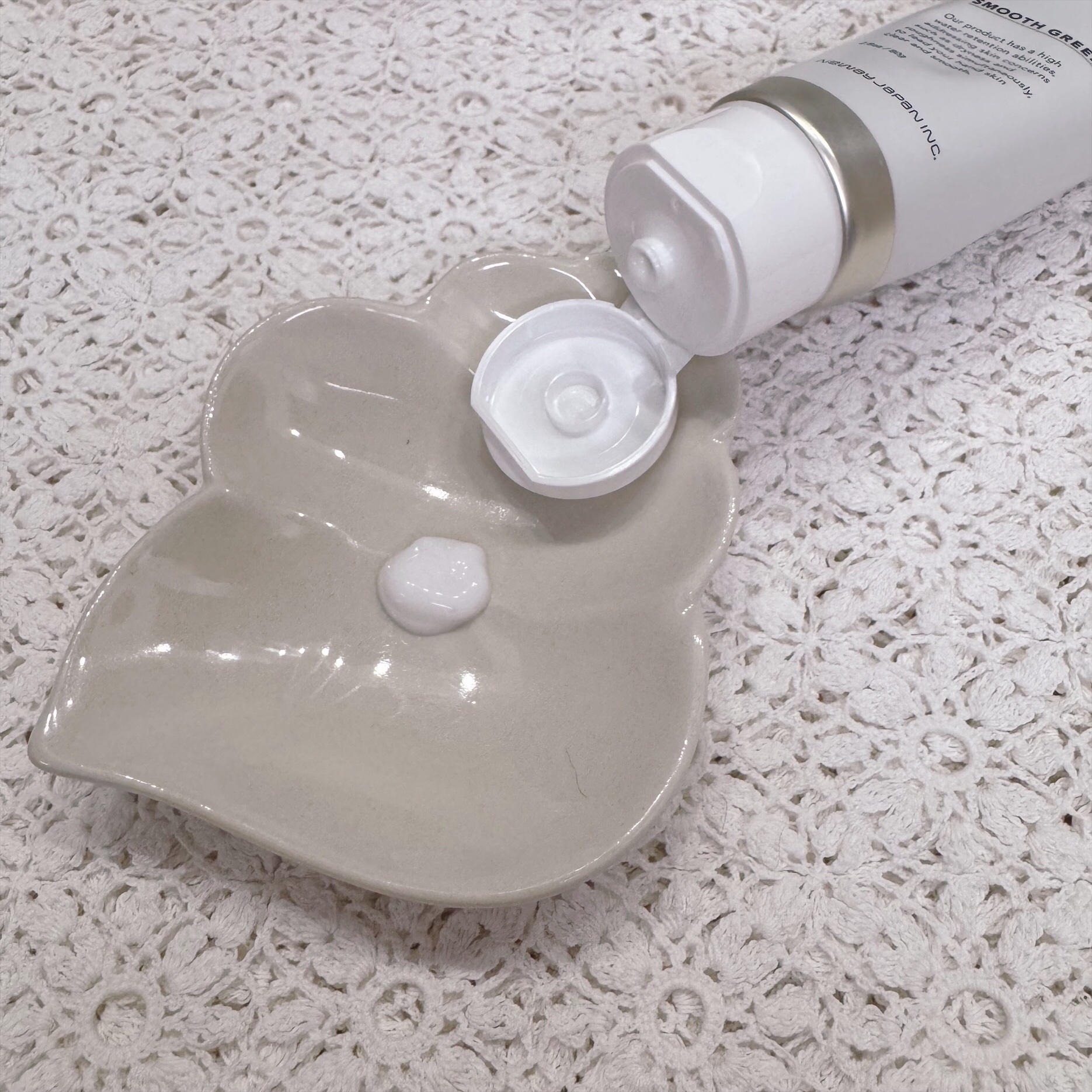 ナノアミノ ネイル＆スキン リペアクリーム スムースグリーン/ナノアミノスキン/ハンドクリームを使ったクチコミ（2枚目）