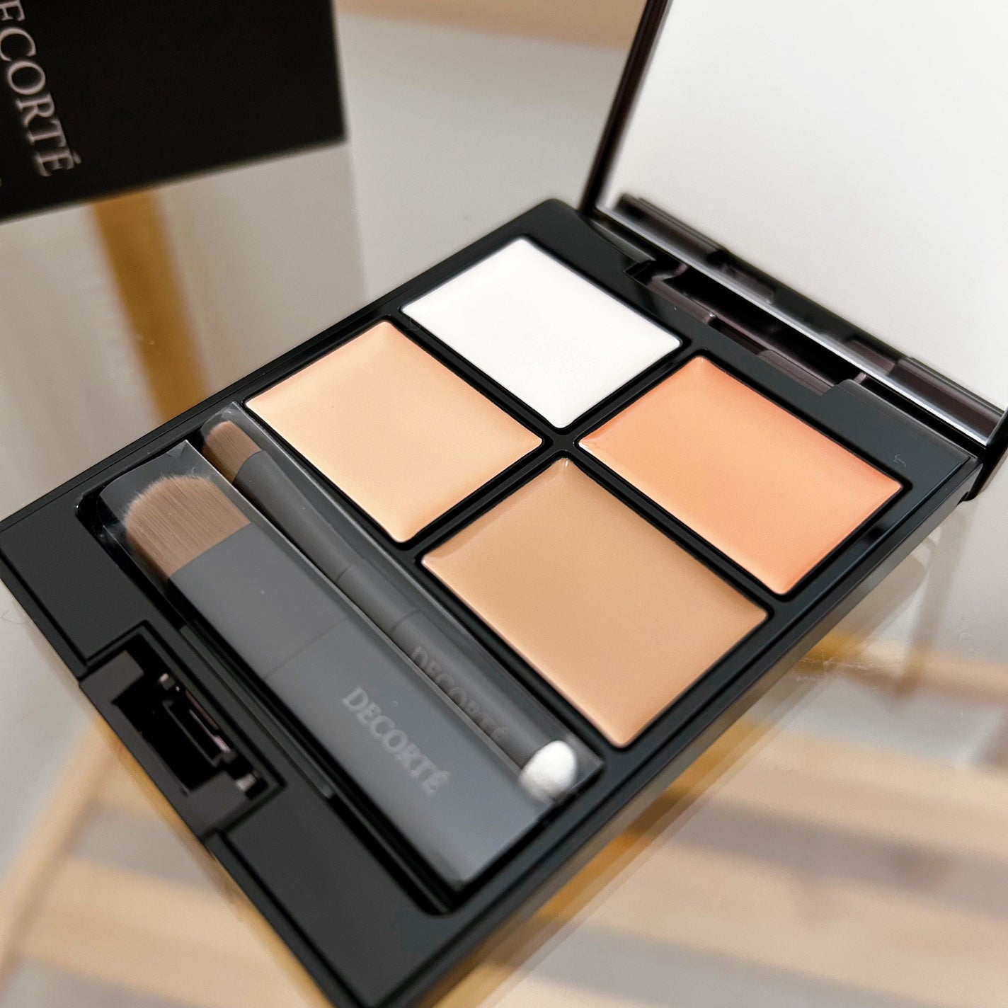 トーンパーフェクティング パレット/DECORTÉ/パレットコンシーラーを使ったクチコミ(1枚目)