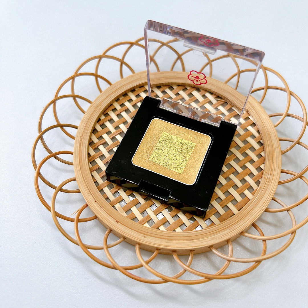 CHAYA cosme オンブライトアイシャドウ/箔座/ジェル・クリームアイシャドウを使ったクチコミ（2枚目）