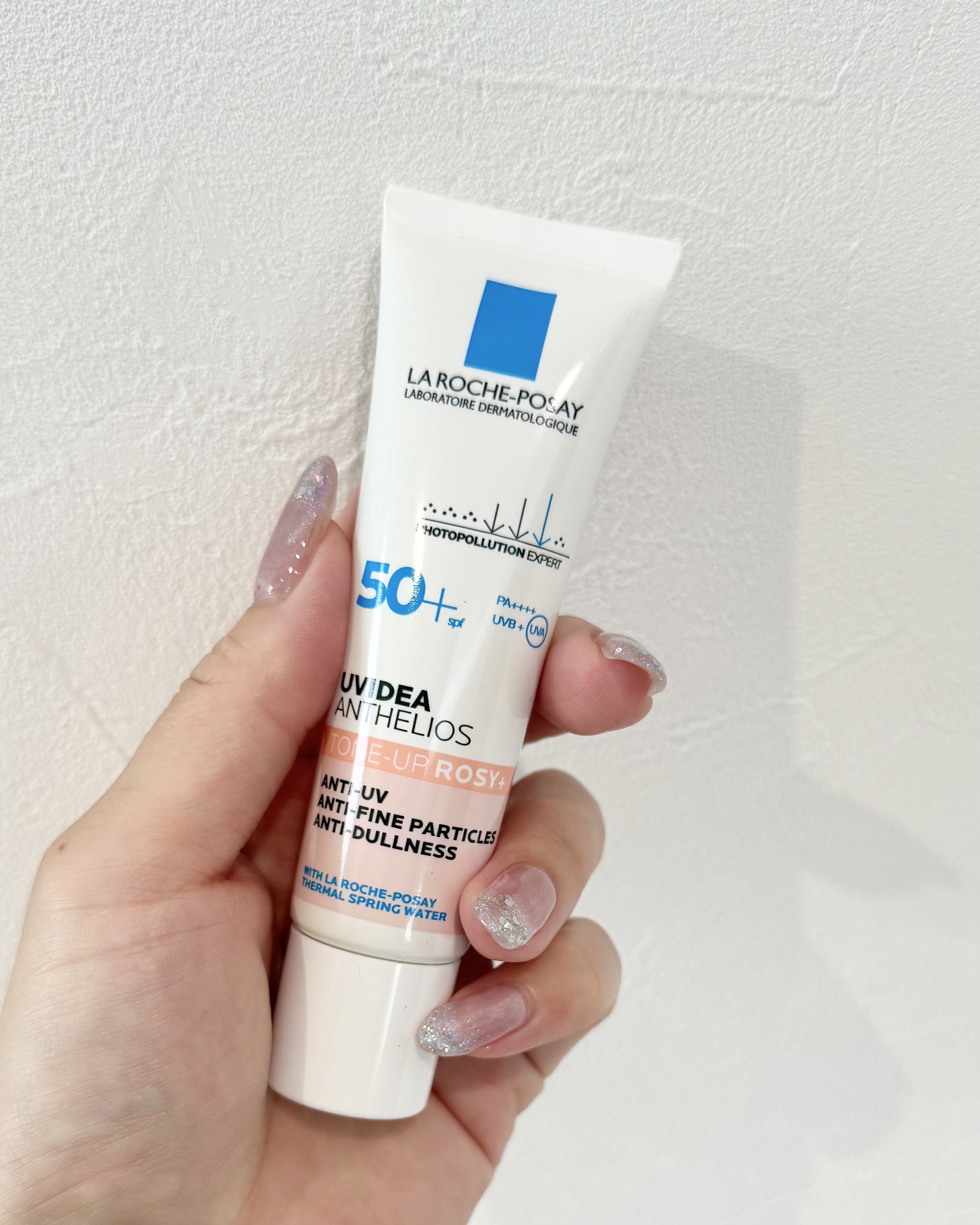 ……………………………………………………………………
ラロッシュポゼ 
UVイデアXL プロテクショントーンアップ ローズ+
……………………………………………………………………

大好き＆大人気のUVがパワーアップ！

なめらかなテクスチ