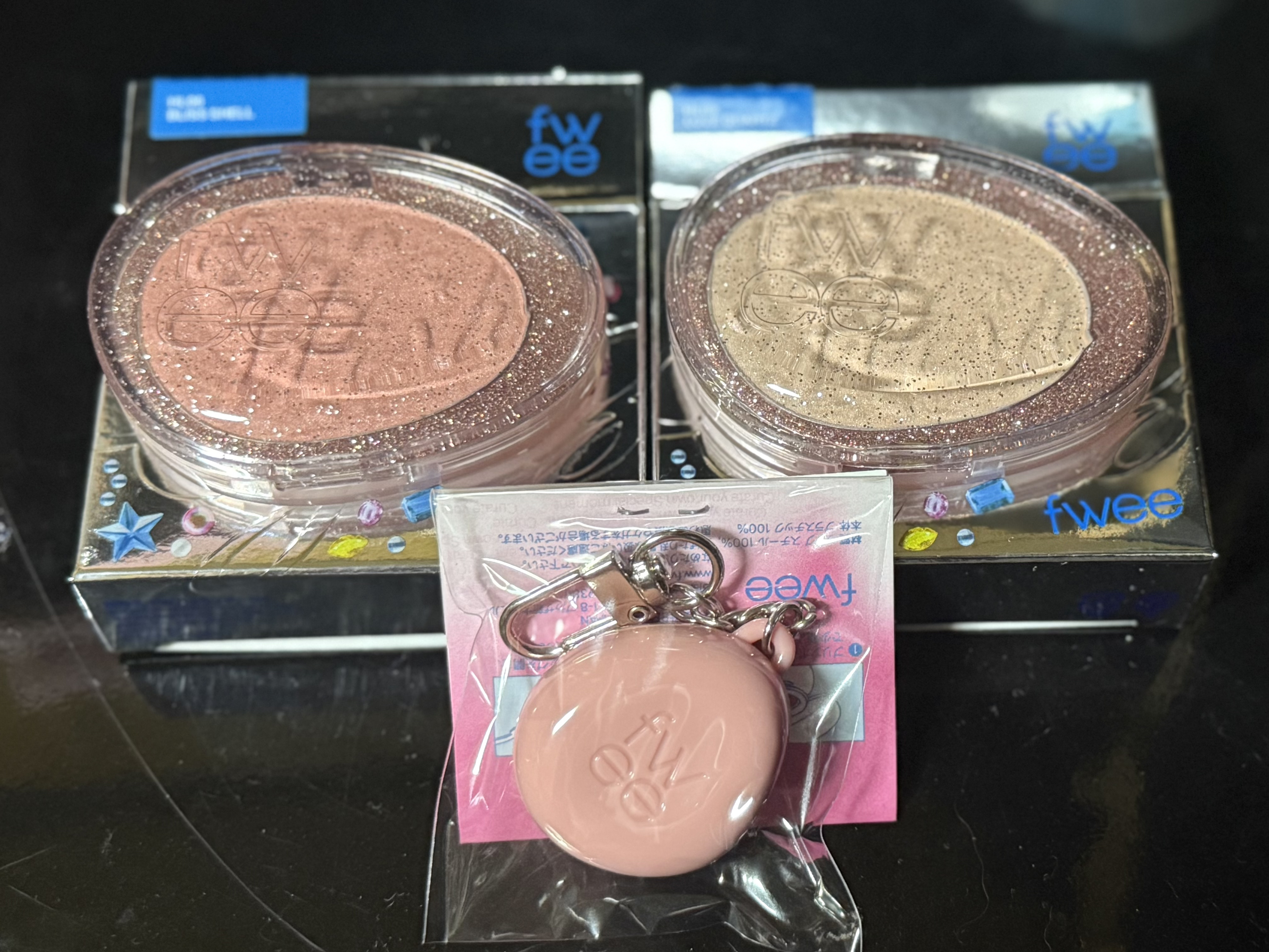 フィー グリッツストーンハイライター HL06 ブリスシェル/fwee/パウダーハイライトを使ったクチコミ（1枚目）