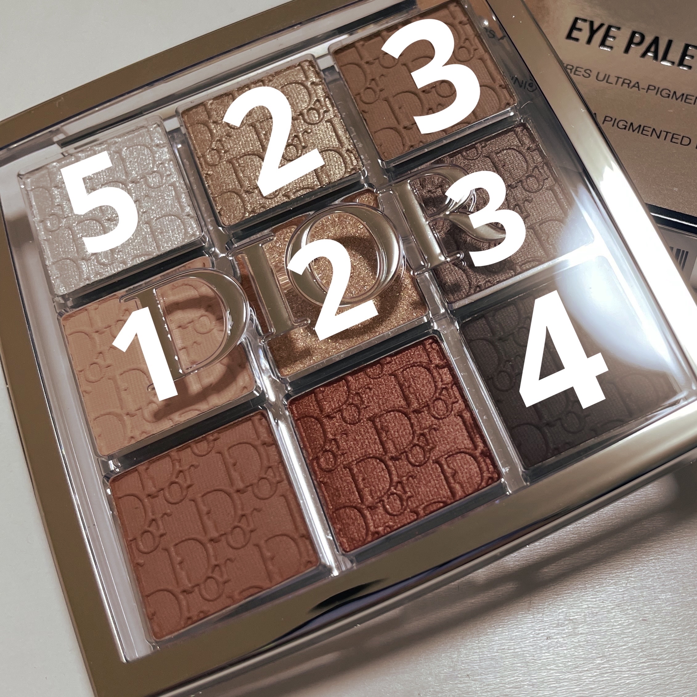 ディオール バックステージ アイ パレット 001 ヌード/Dior/アイシャドウパレットを使ったクチコミ（2枚目）