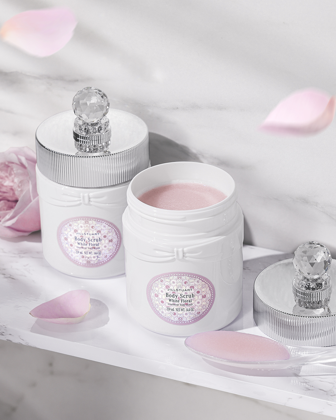 ジルスチュアート　ホワイトフローラル　ディープヘッドクレンズ/JILL STUART/市販シャンプーを使ったクチコミ（3枚目）