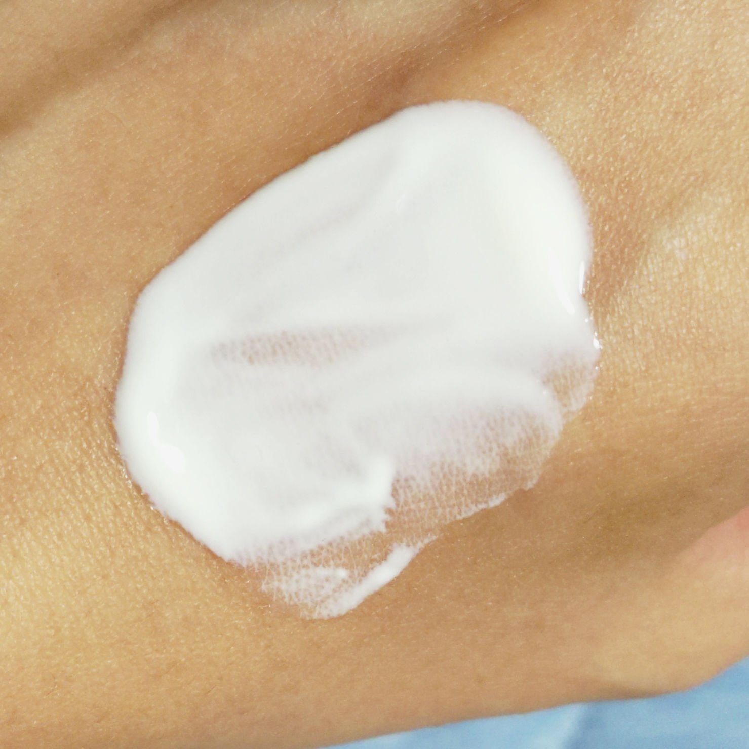 Shiro no Sakura. Sun Crush！UV essence 〜向日葵〜のクチコミ「■Shiro no Sakura.
Sun Crush！UV essence 〜向日葵〜


.....」（3枚目）