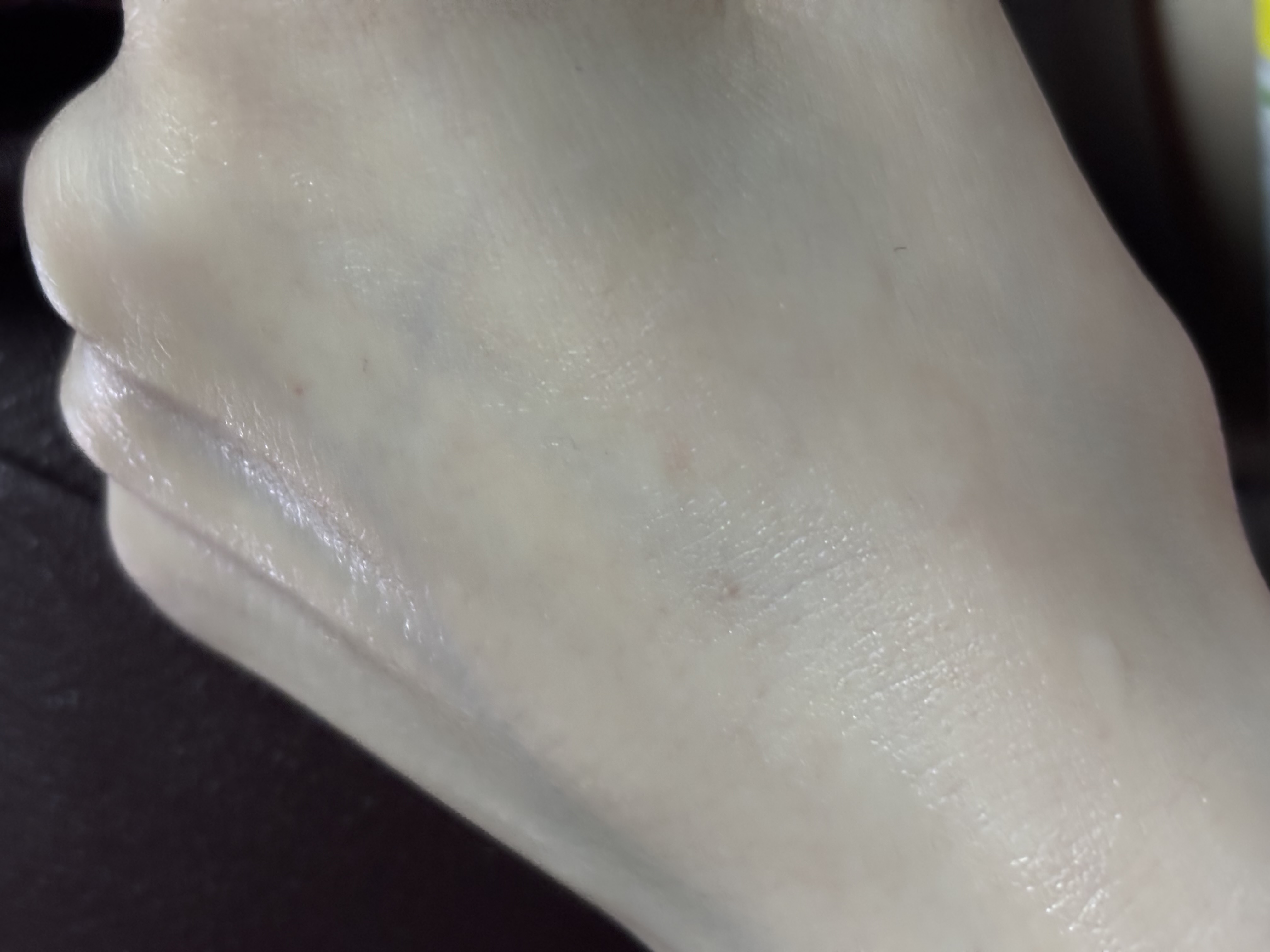 Gooseberry Juicy Glow-up Sun Serum/By Juccy/日焼け止めミルクを使ったクチコミ（2枚目）