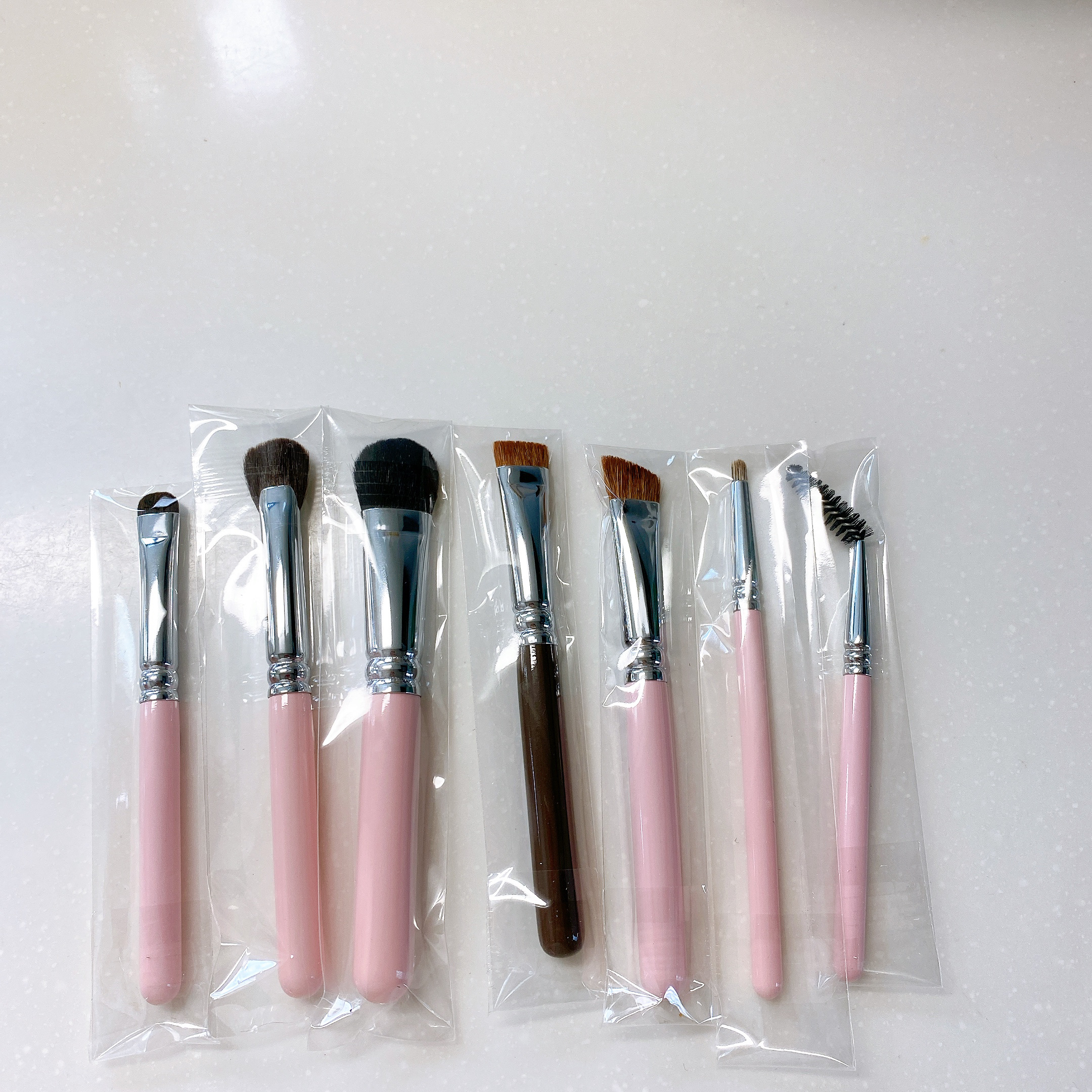 フーミー　アイブロウブラシ 熊野筆/WHOMEE/メイクブラシを使ったクチコミ（2枚目）