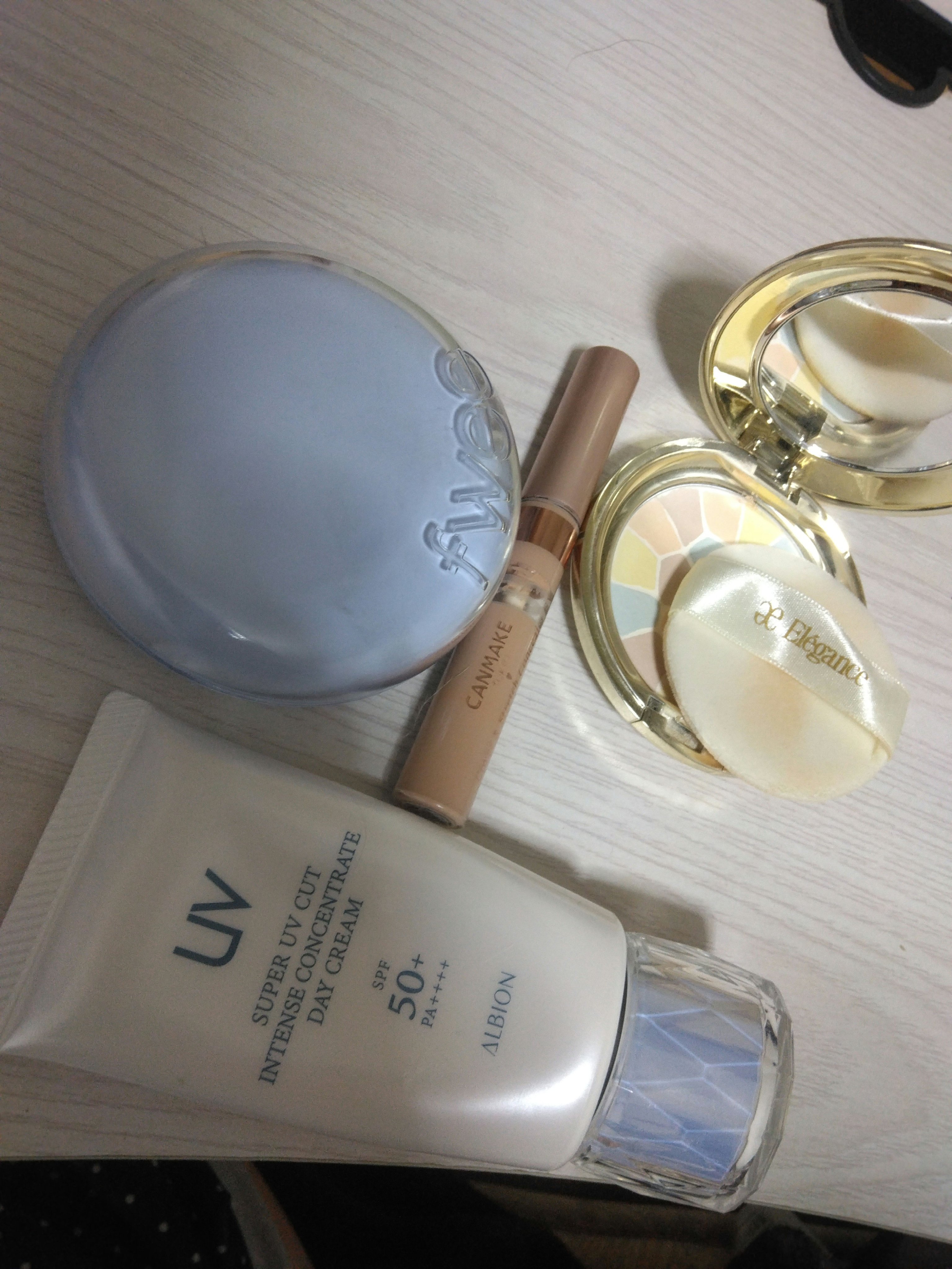 カバー＆ストレッチコンシーラー UV/キャンメイク/リキッドコンシーラーを使ったクチコミ（1枚目）