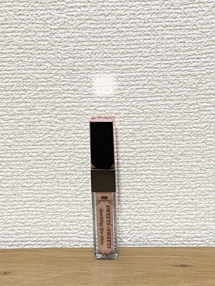 スパークリングアイグロス 01 ミルキーベージュ/スウィーツ スウィーツ/リキッドアイシャドウの画像