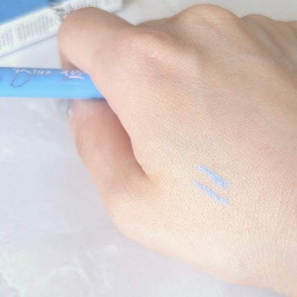 モディッシュブルーライナー/Tooq/リキッドアイライナーを使ったクチコミ(3枚目)