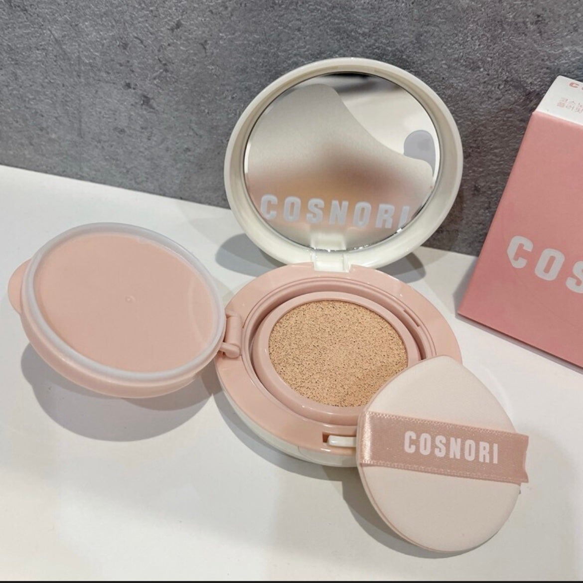 フラフィフィットクッション/COSNORI/クッションファンデーションを使ったクチコミ(2枚目)