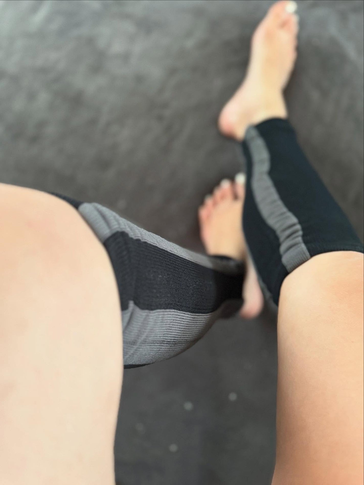 arisya08 on LIPS 「ふくらはぎケアMOMI2が毎日のマストアイテム🧦程よい着圧で毎..」(2枚目)