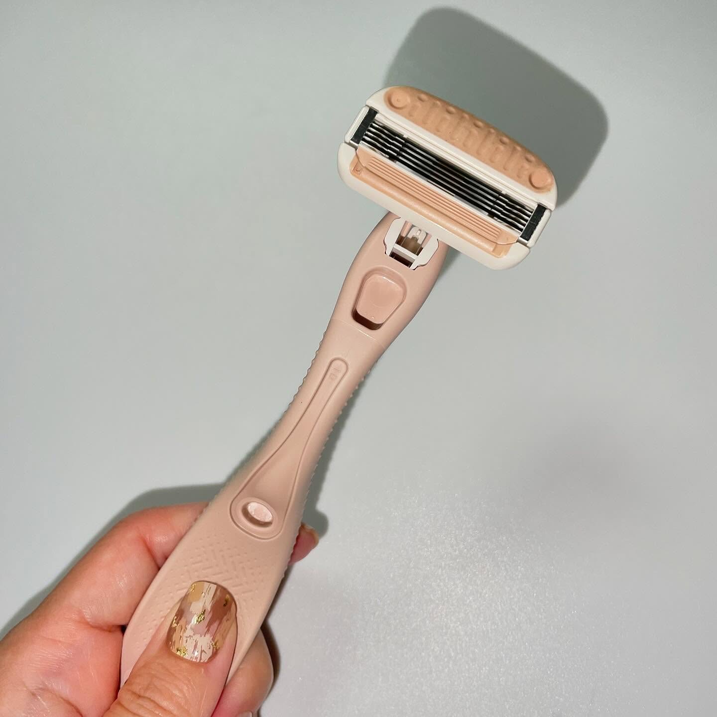 miness ボディ用カミソリ 替刃2個付/貝印/シェーバーを使ったクチコミ（3枚目）