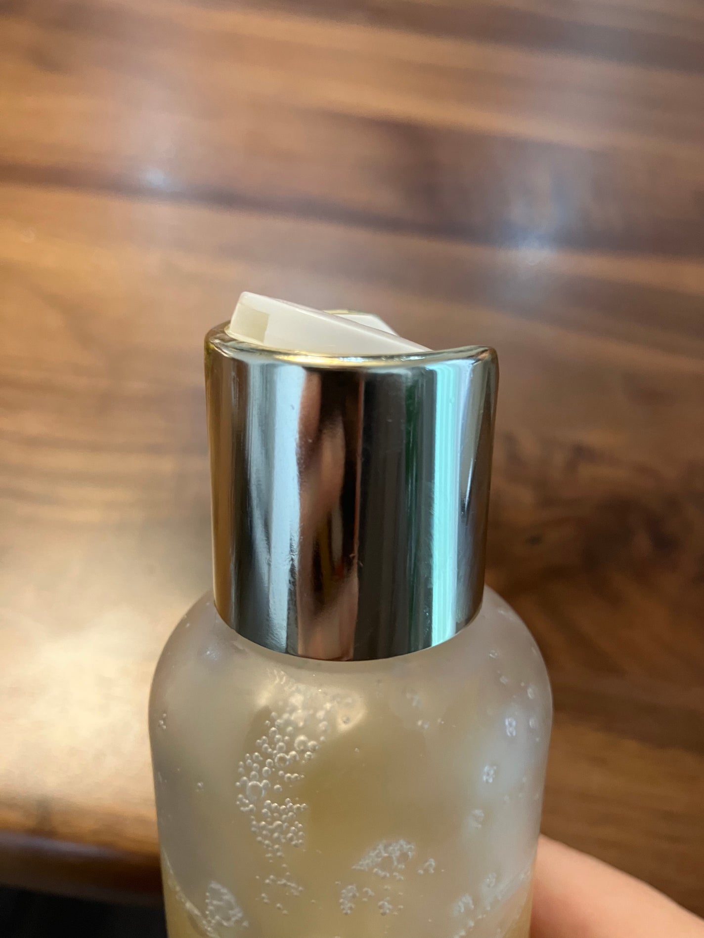 ホワイトトリュフダブルレイヤーリバイタライジングセラム/ダルバ/美容液を使ったクチコミ(2枚目)