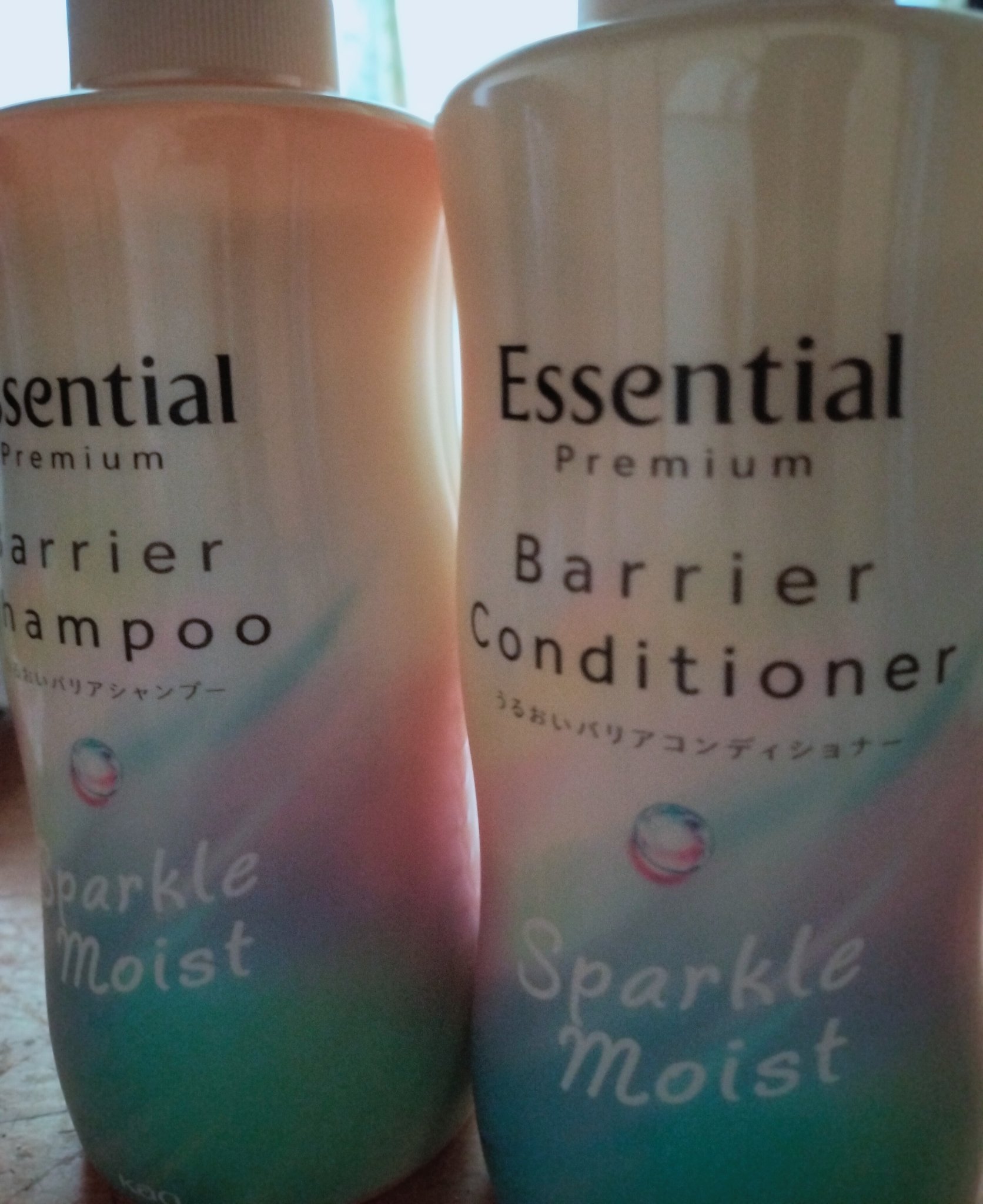 エッセンシャルプレミアム バリアシャンプー・コンディショナー スパークルモイスト/エッセンシャル/市販シャンプーを使ったクチコミ（1枚目）