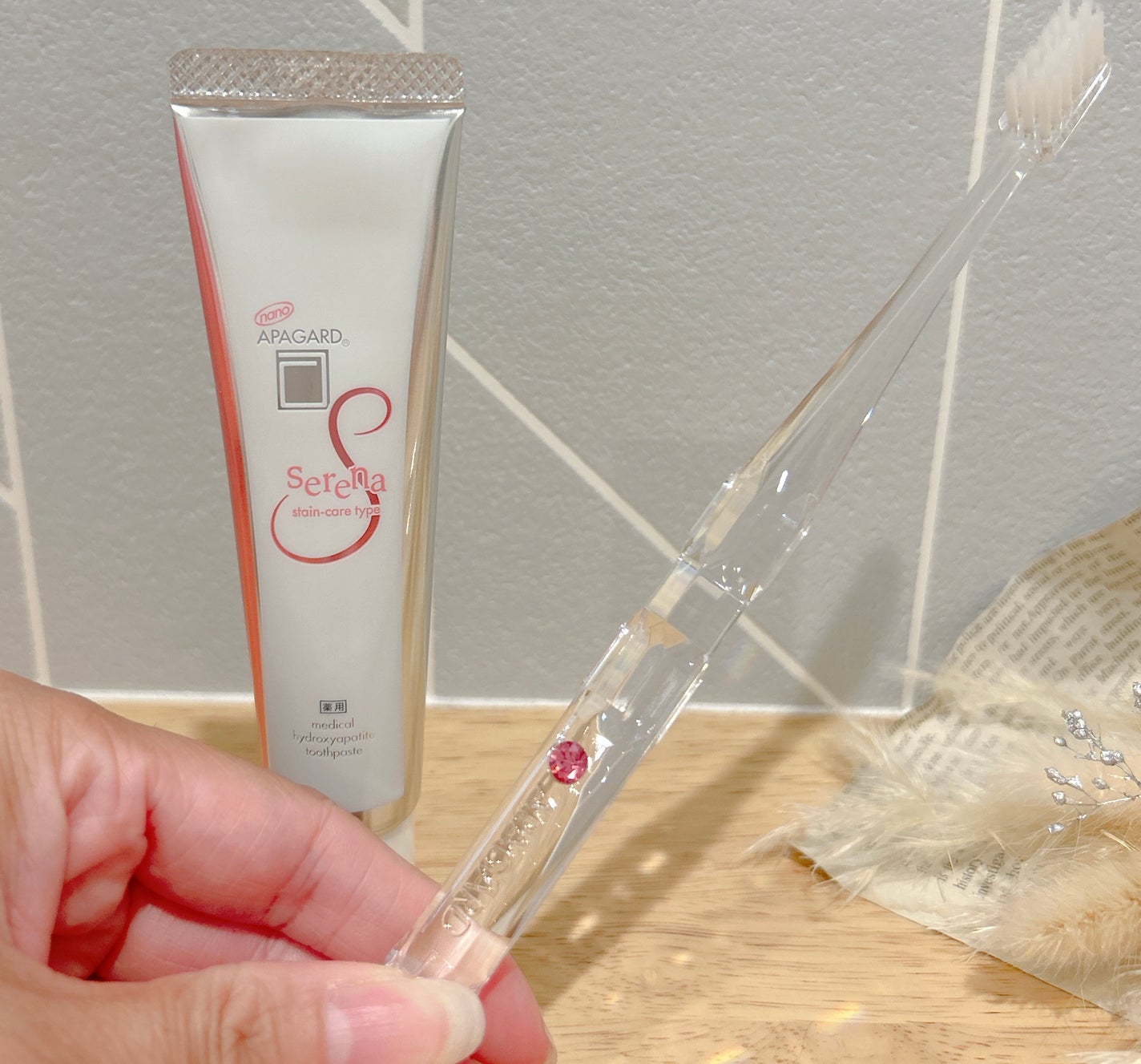 アパガードクリスタル歯ブラシ/アパガード/歯ブラシを使ったクチコミ(2枚目)