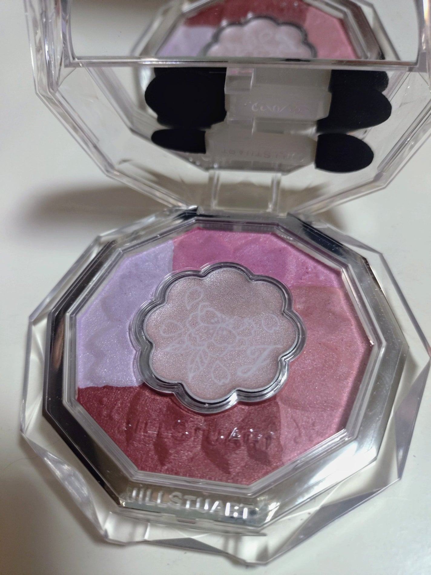 ジルスチュアート ブルームクチュール アイズ/JILL STUART/アイシャドウパレットを使ったクチコミ(1枚目)