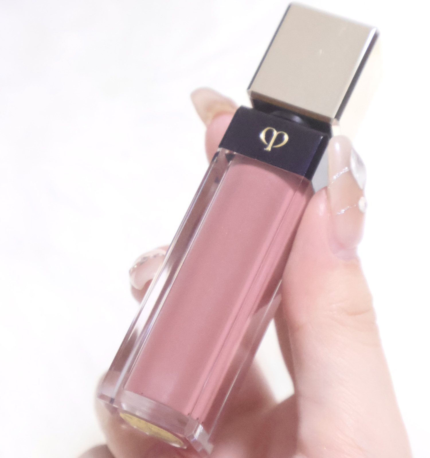 クレ・ド・ポー ボーテ ブリアンアレーブルエクラ/クレ・ド・ポー ボーテ/リップグロスを使ったクチコミ（2枚目）