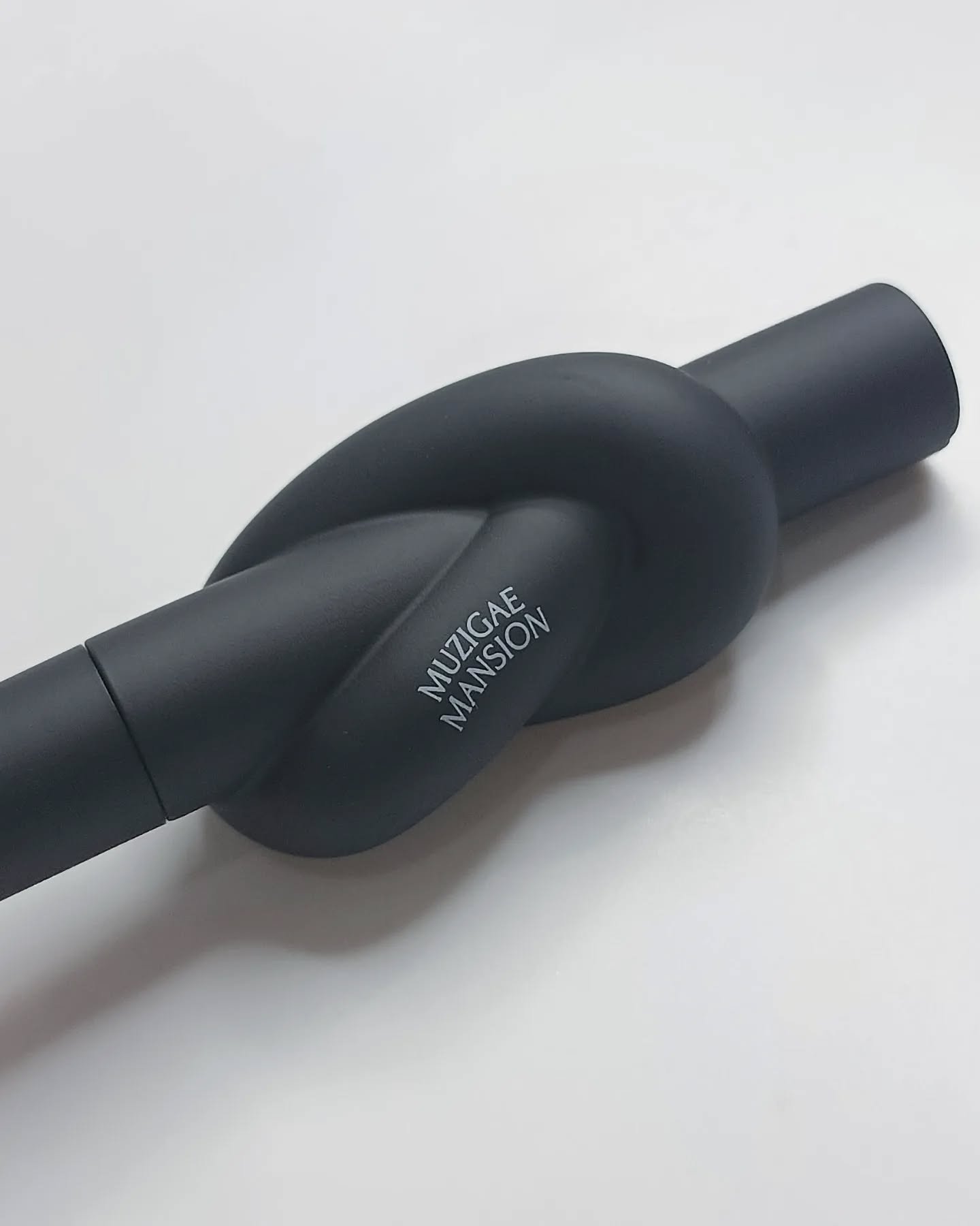 タイアップカバーティント/MUZIGAE MANSION/リップティントを使ったクチコミ（3枚目）