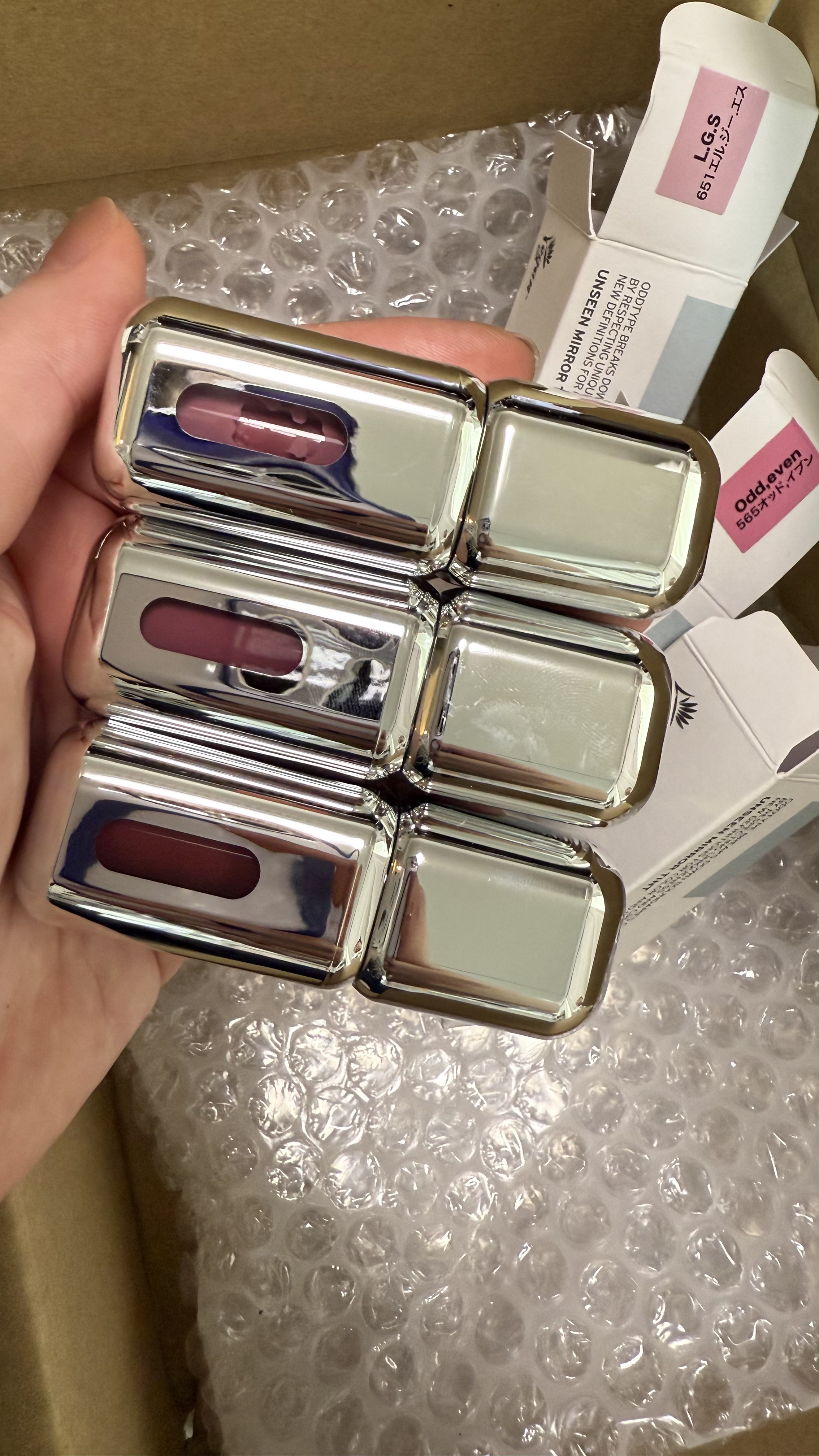 アンシーン ミラーティント/Oddtype/リップティントを使ったクチコミ（3枚目）