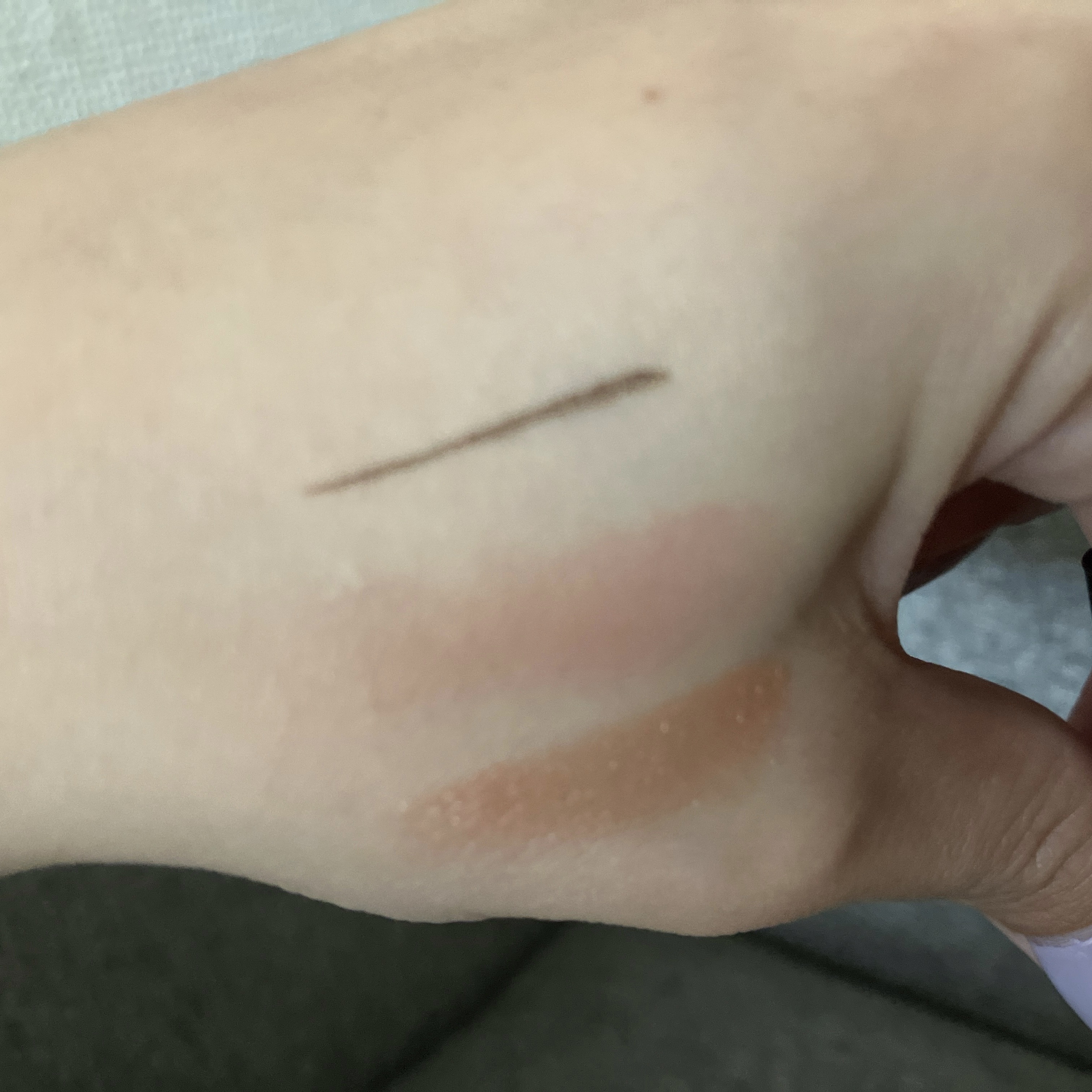 極細アイライナーEX/CEZANNE/リキッドアイライナーを使ったクチコミ（2枚目）