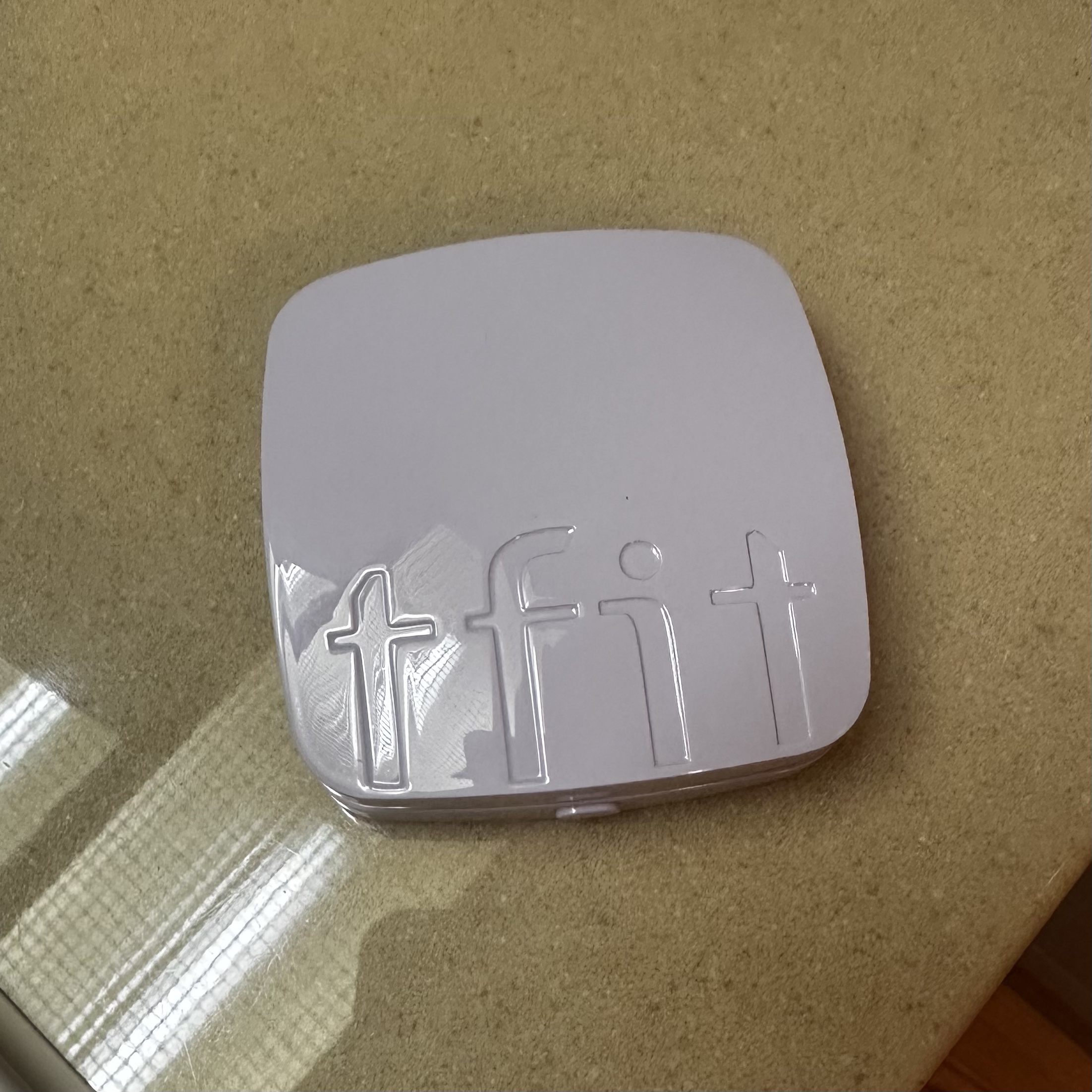 ベースフィットトーンアップサンクッション/TFIT/クッションファンデーションを使ったクチコミ（1枚目）