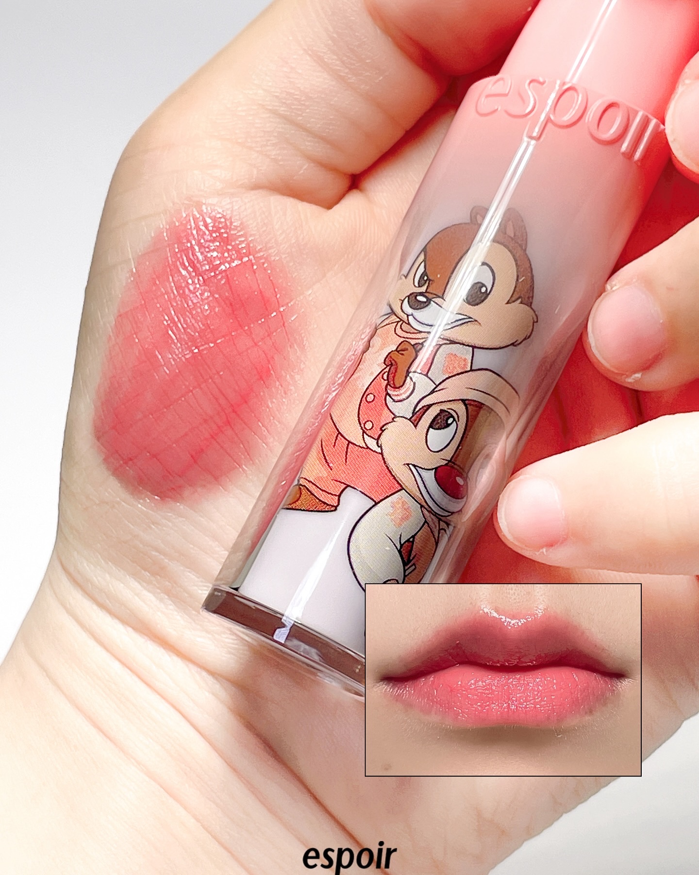 ノーウェアリップスティック バーミンググロー 14 スウェーコーラル(ディズニーエディション)/espoir/口紅を使ったクチコミ（3枚目）