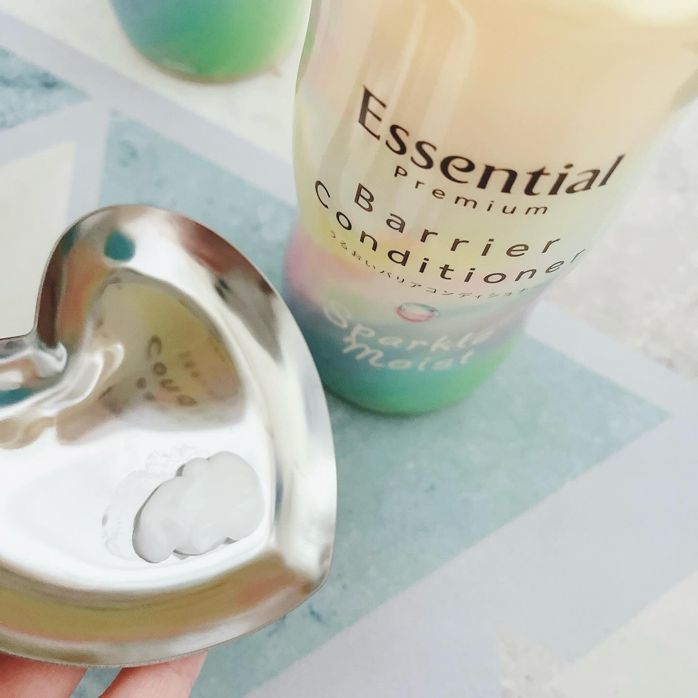 エッセンシャルプレミアム バリアシャンプー・コンディショナー スパークルモイスト/エッセンシャル/市販シャンプーを使ったクチコミ（3枚目）