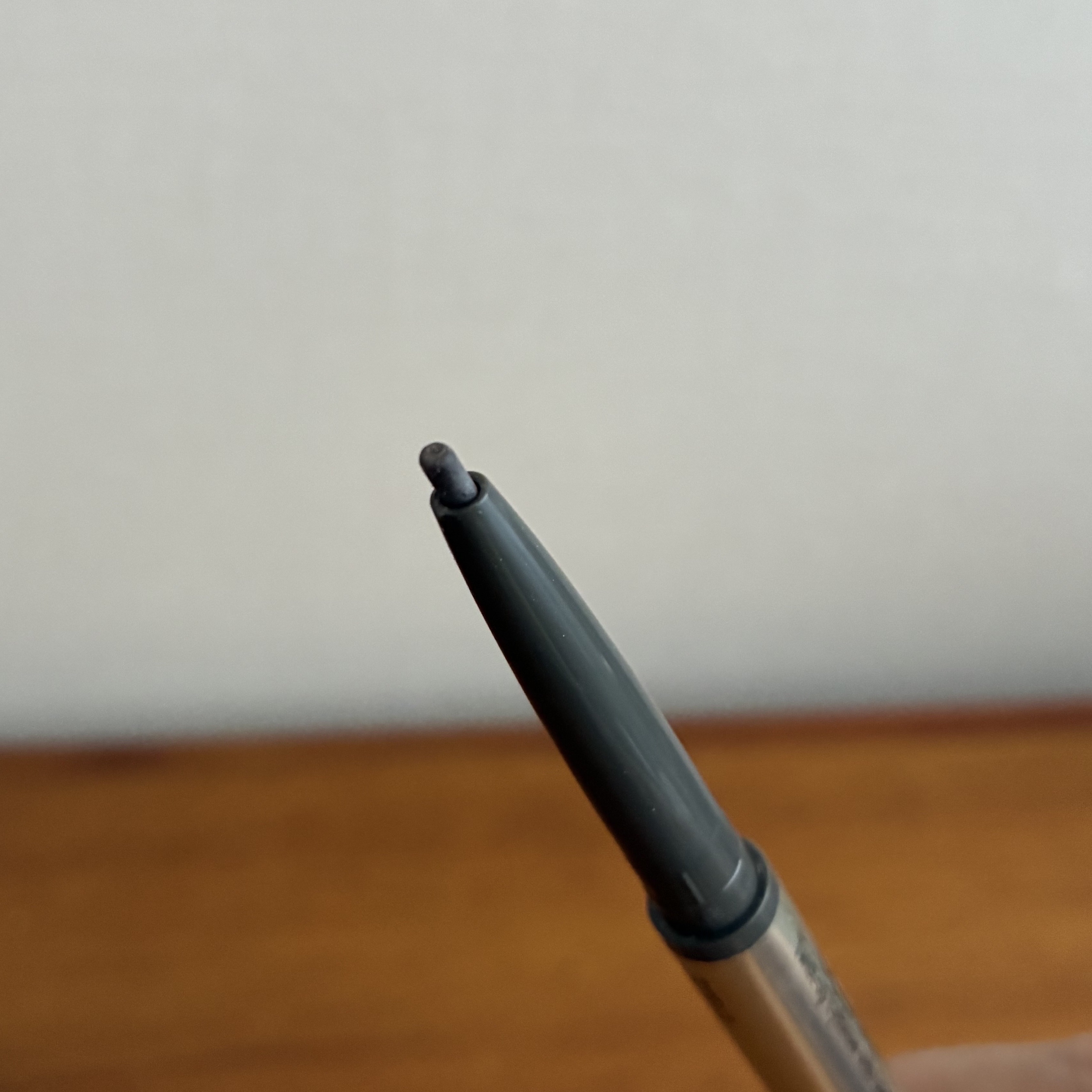 ブラシ付きアイブロウ繰り出し 05 ナチュラルグレー/CEZANNE/アイブロウペンシルを使ったクチコミ（2枚目）