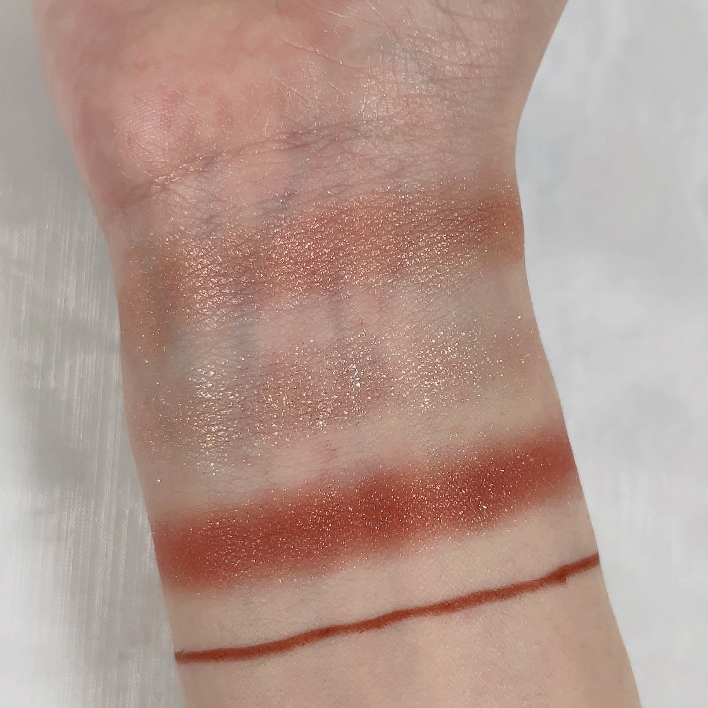 ジューシーピュアアイズ/キャンメイク/アイシャドウパレットを使ったクチコミ(4枚目)