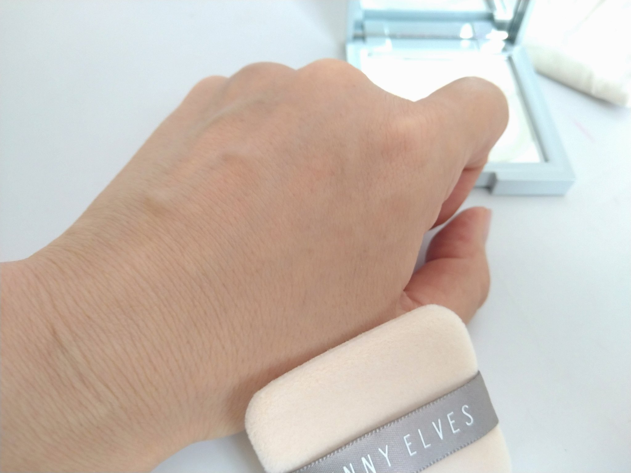 ネビュラ プレストパウダー/FUNNY ELVES方里/プレストパウダーを使ったクチコミ（3枚目）