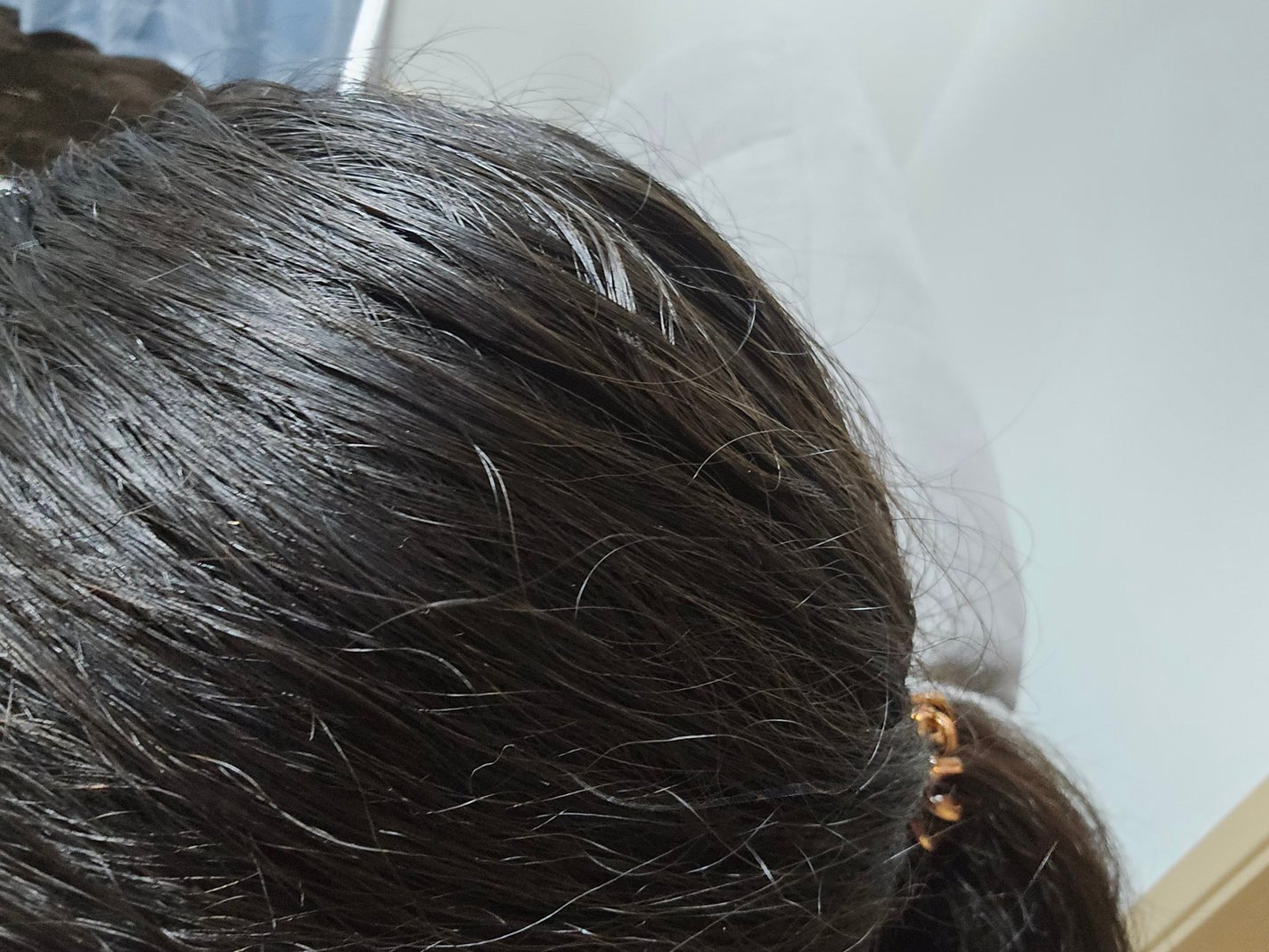 エッセンシャル プレミアム うるりキラリオイル/エッセンシャル/ヘアオイルを使ったクチコミ(2枚目)