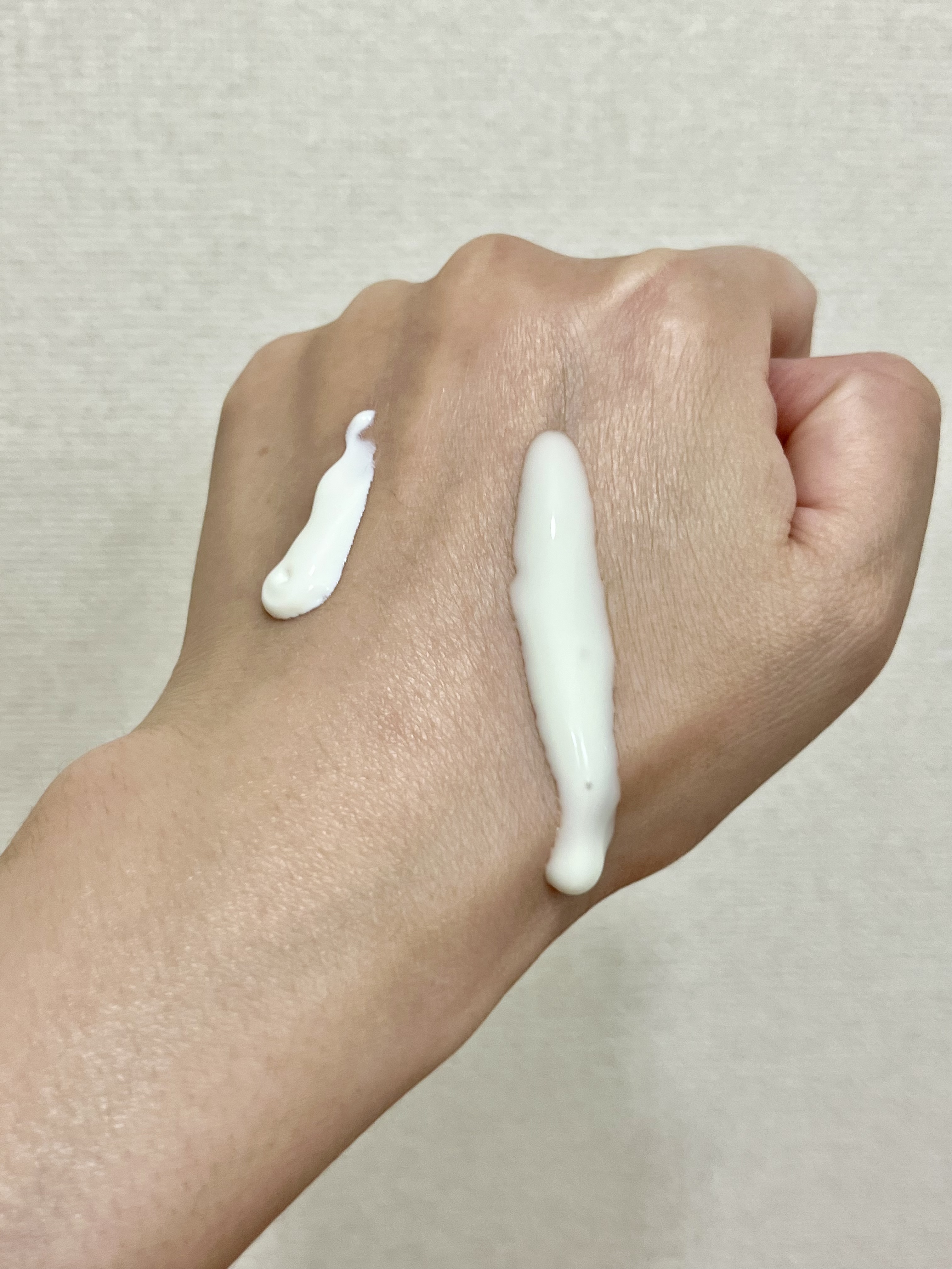 スキンアクア ヒアルロンセラムUV/スキンアクア/日焼け止めローションを使ったクチコミ（2枚目）